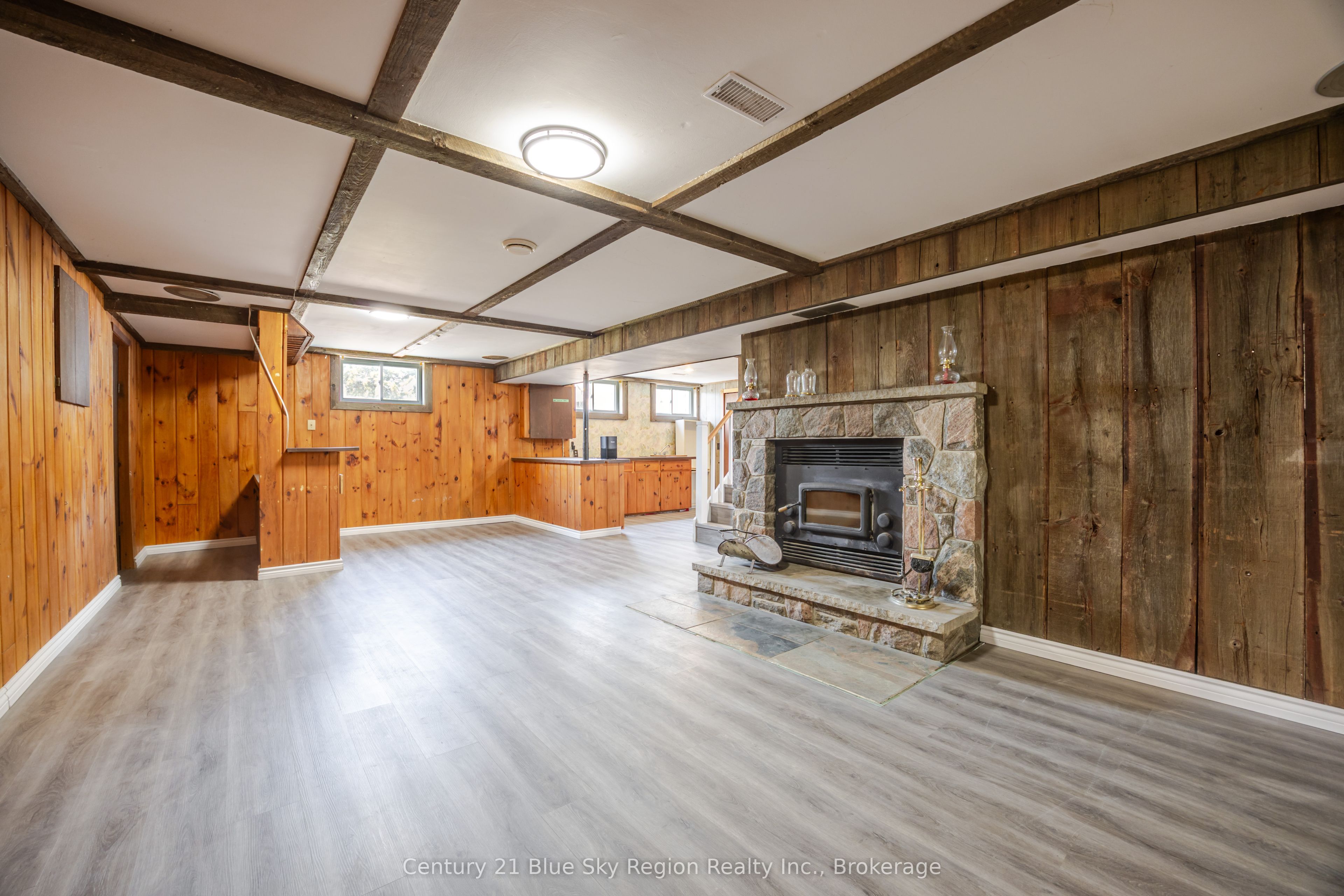 1351 Village Road Property Photo 25