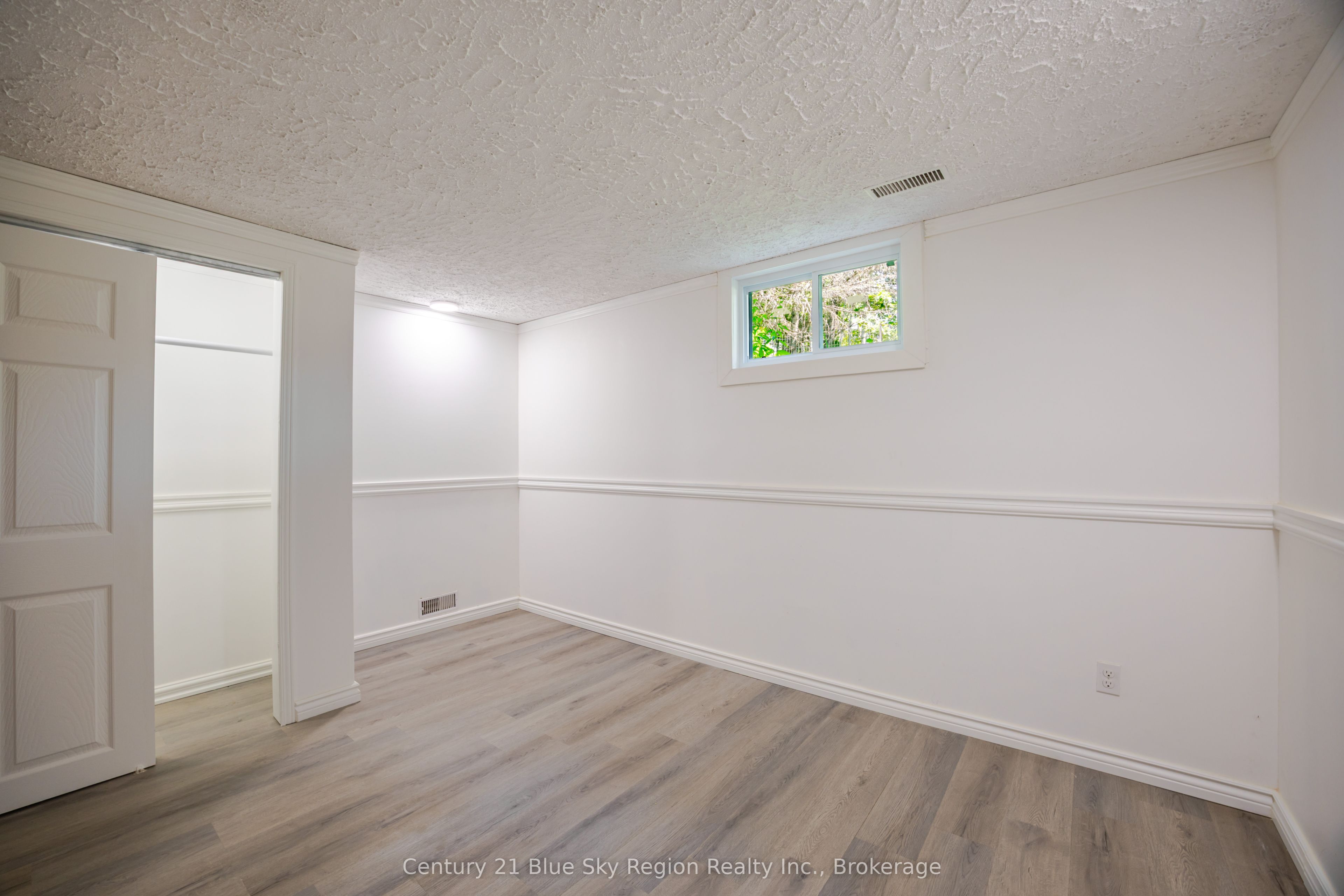 1351 Village Road Property Photo 28