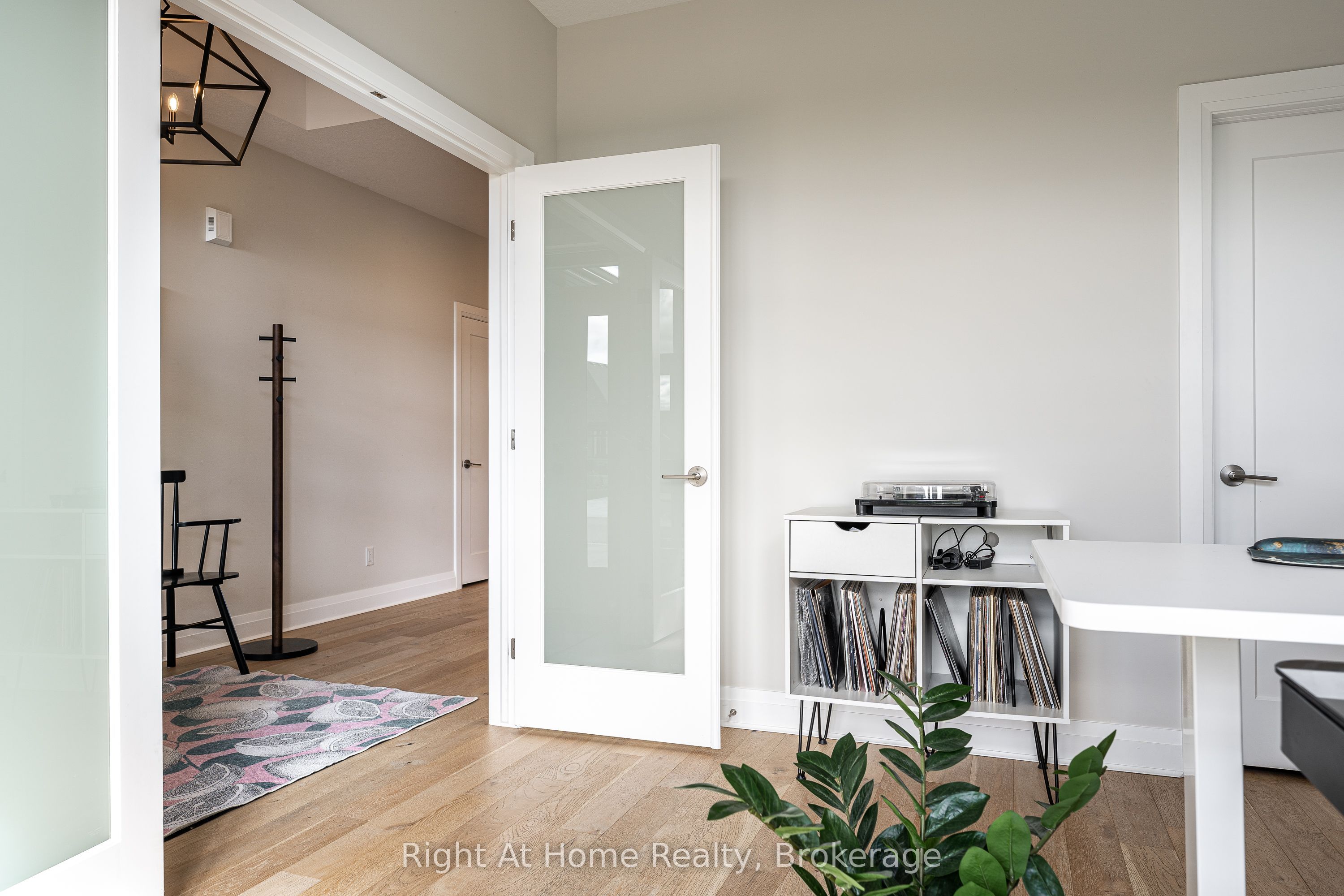 206 Orr Street Property Photo 6