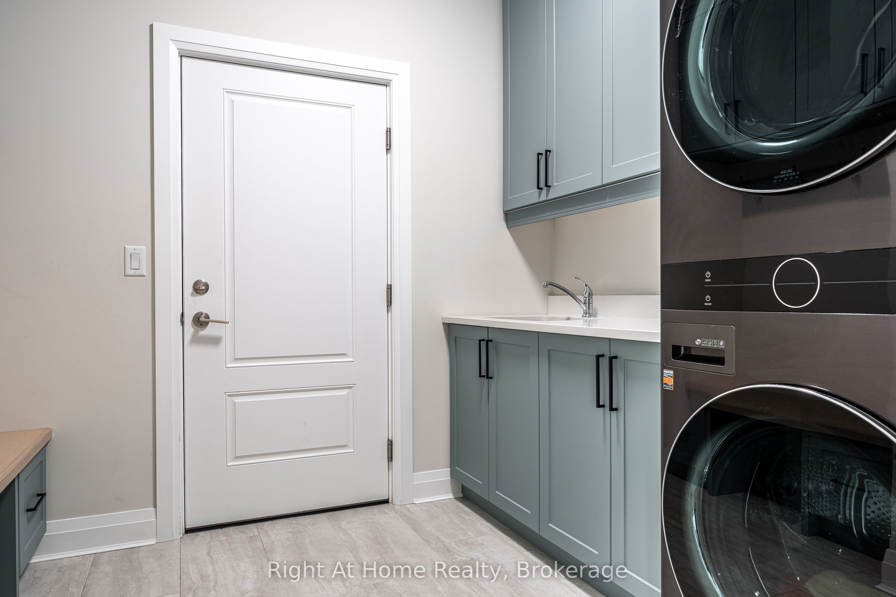 206 Orr Street Property Photo 25