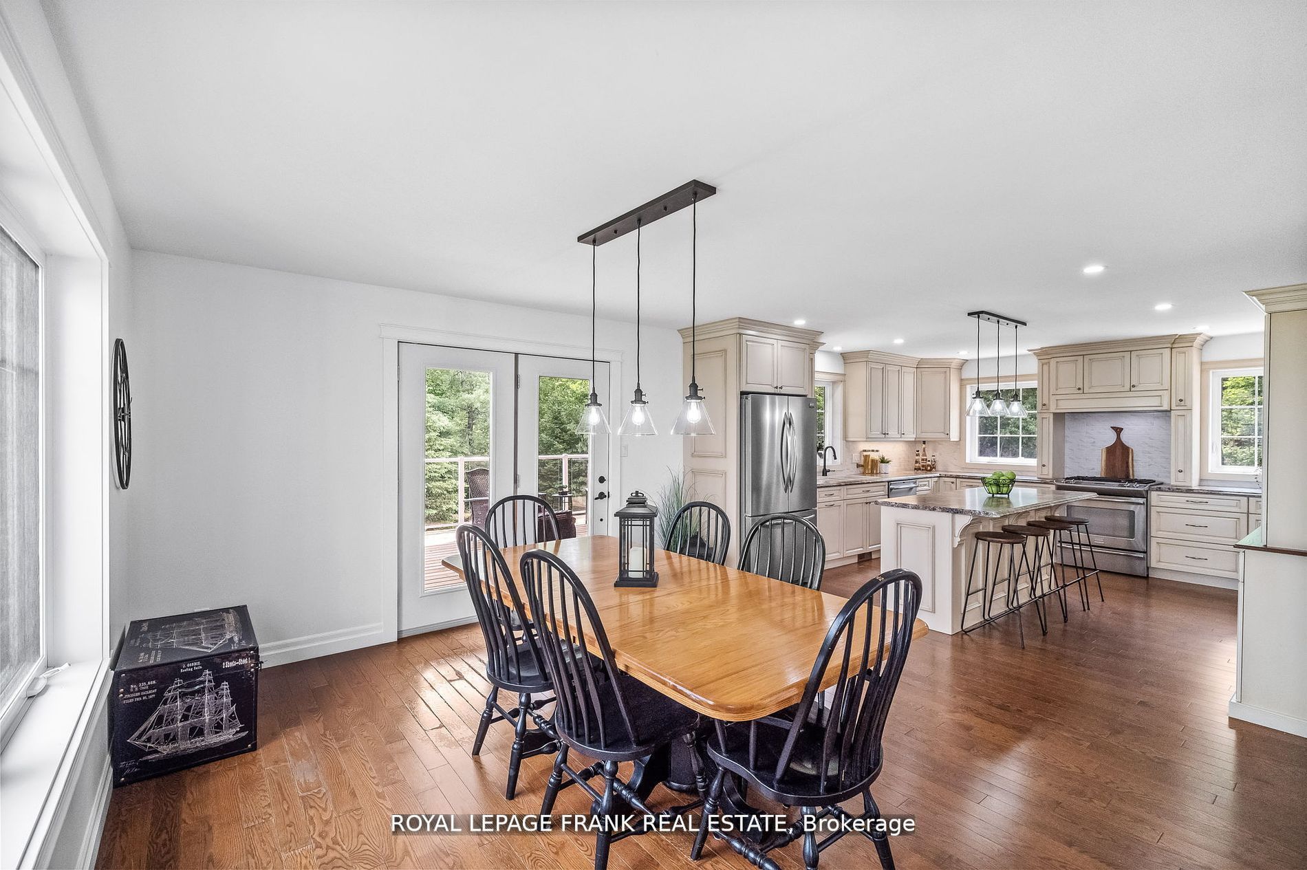 370 Detlor Road Property Photo 12