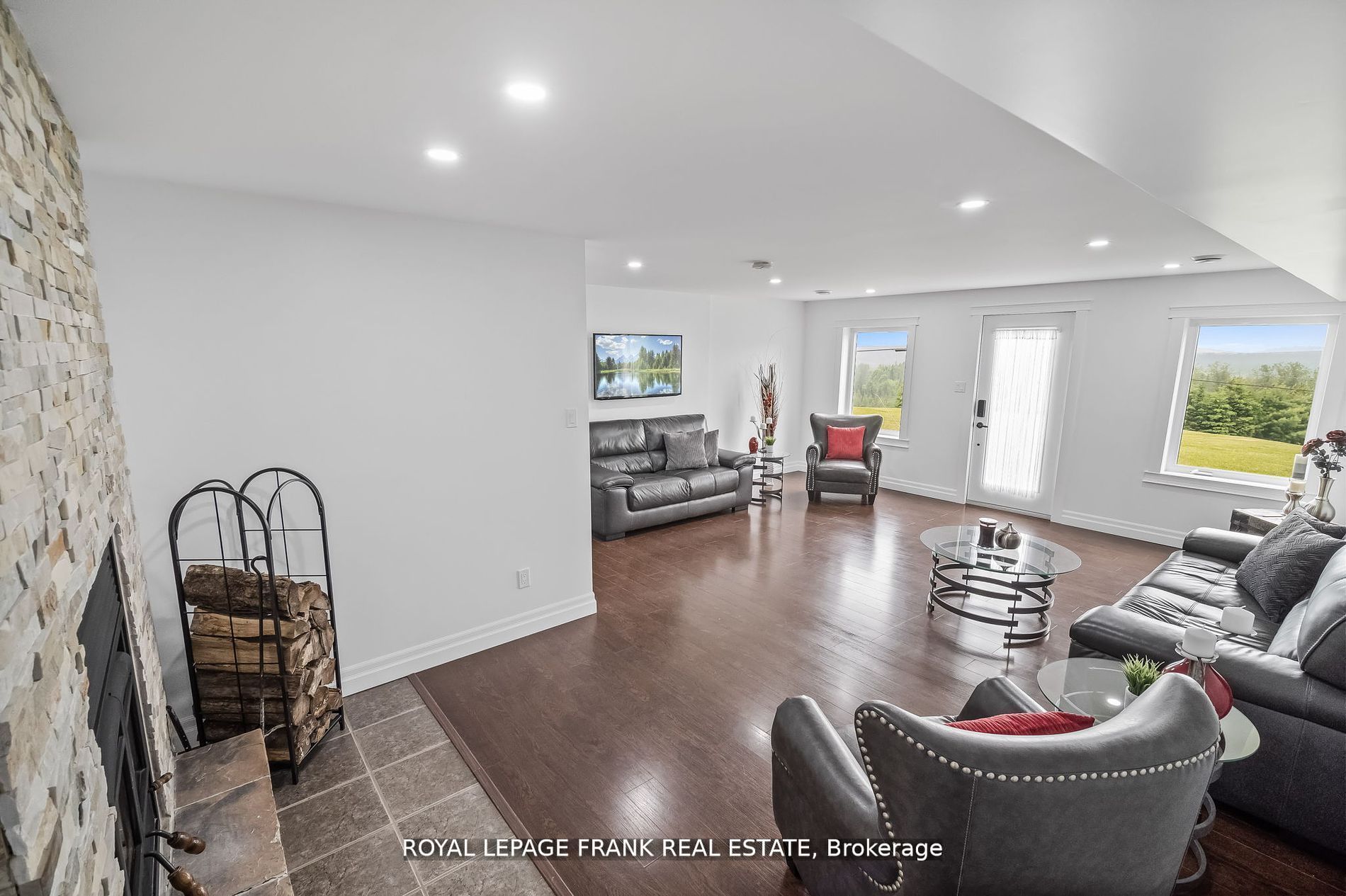 370 Detlor Road Property Photo 23