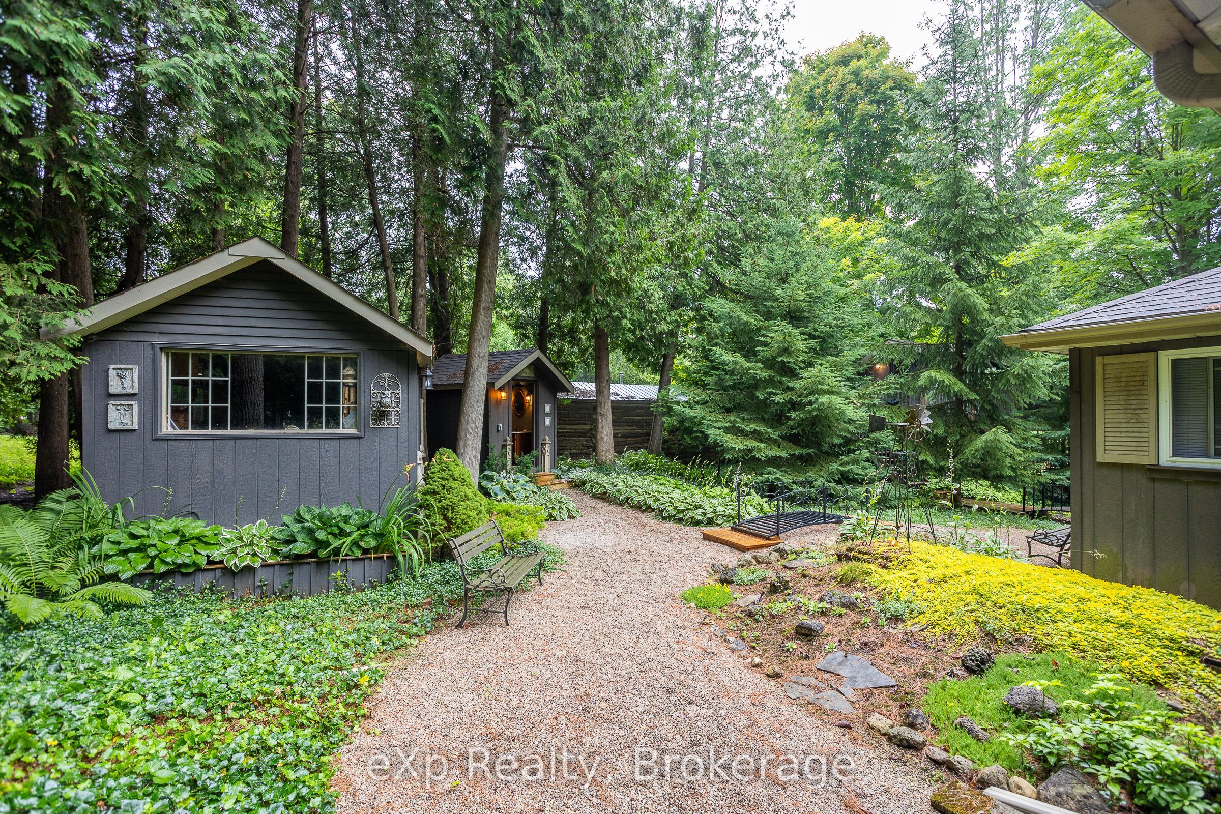 127 Paisley Drive Property Photo 6