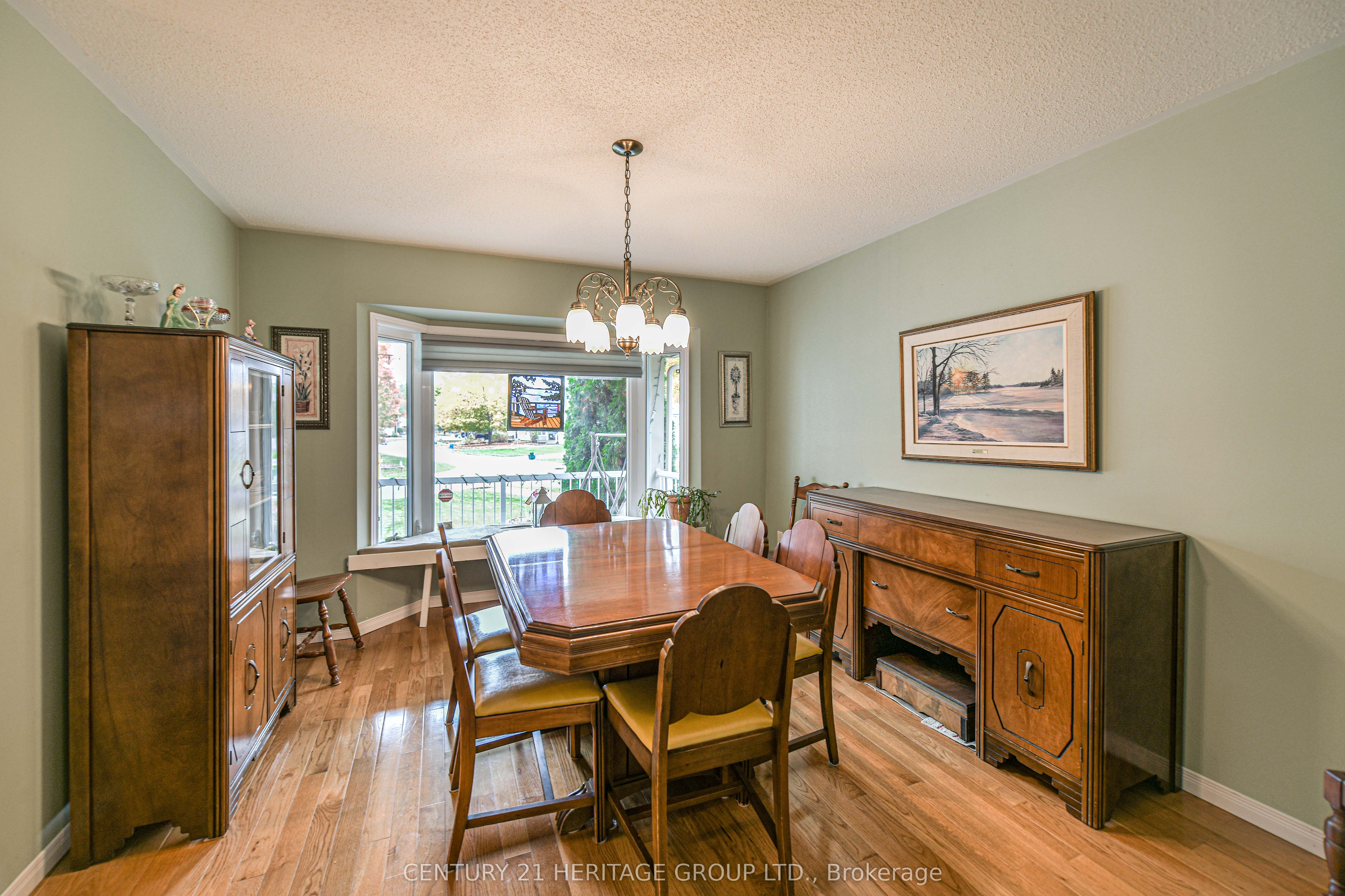 19 Springwood Crescent Property Photo 10