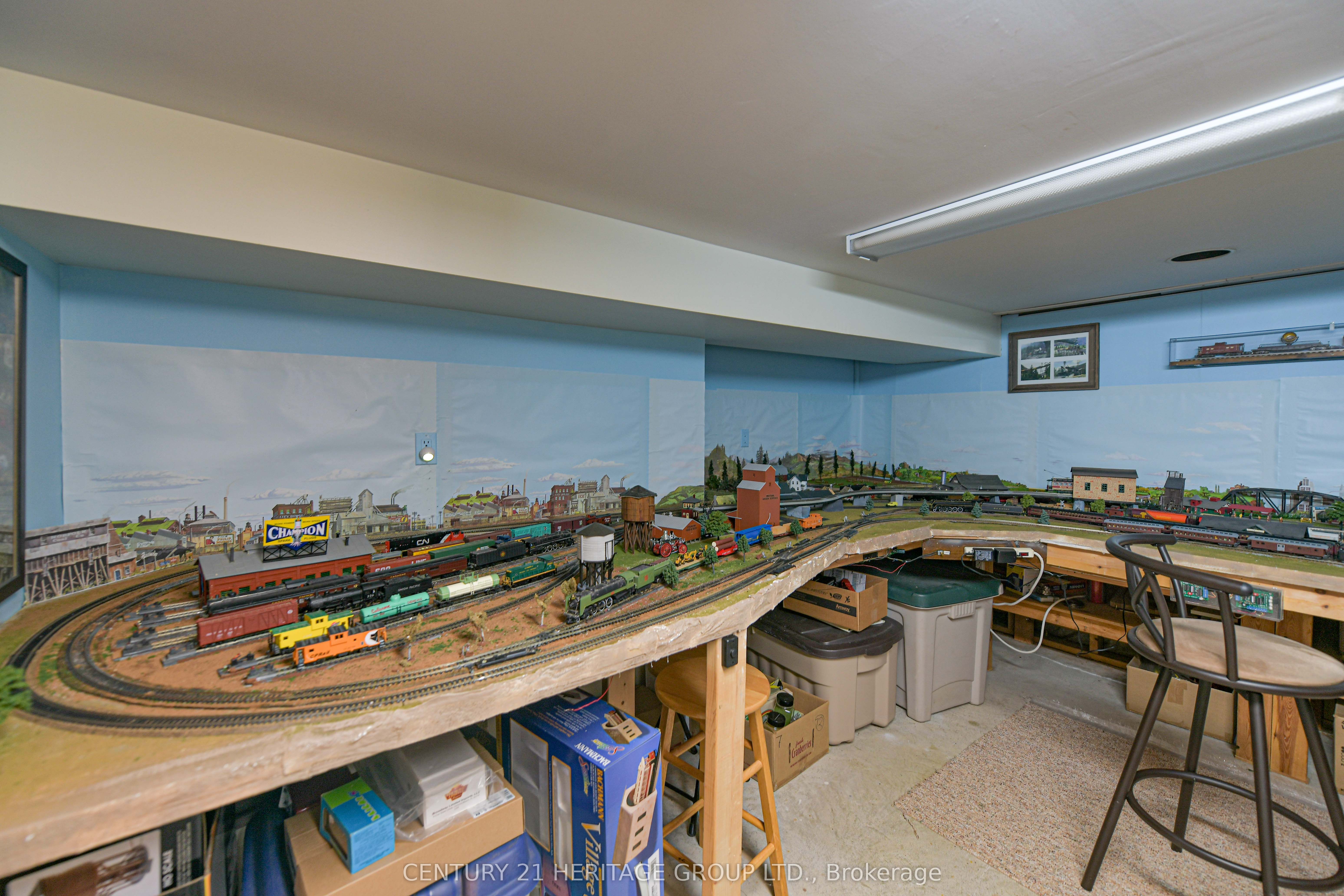 19 Springwood Crescent Property Photo 30
