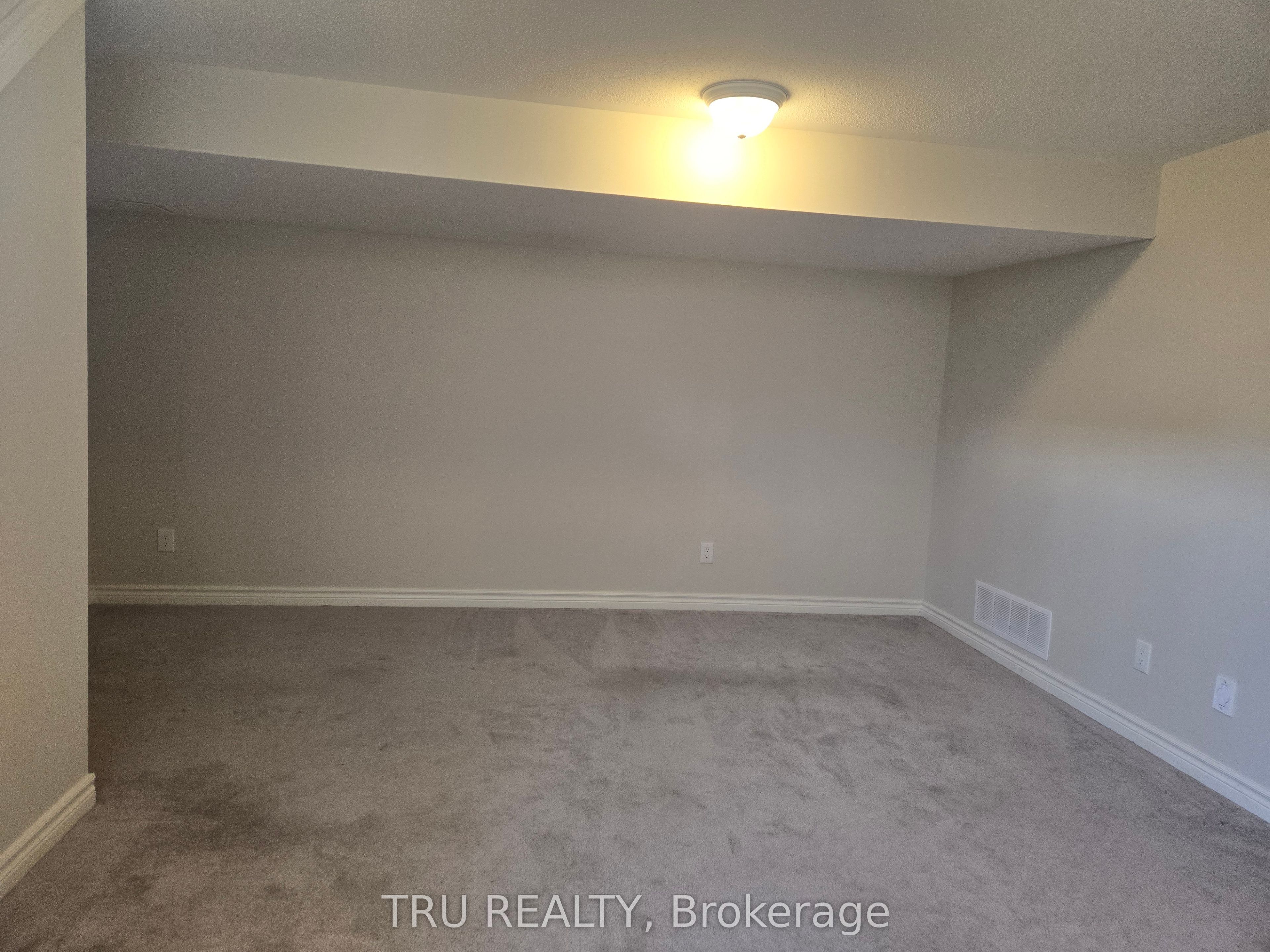 1146 Beckett Crescent Property Photo 17