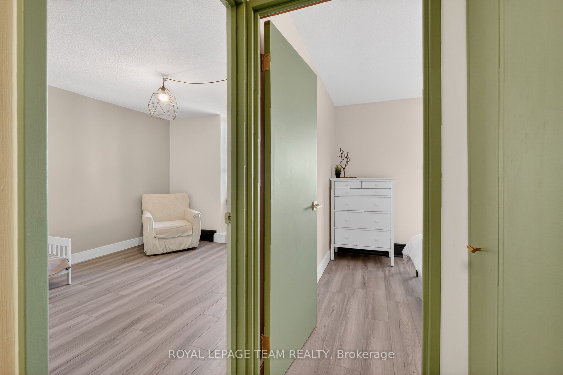 515 St Laurent Boulevard 1809 Property Photo 17