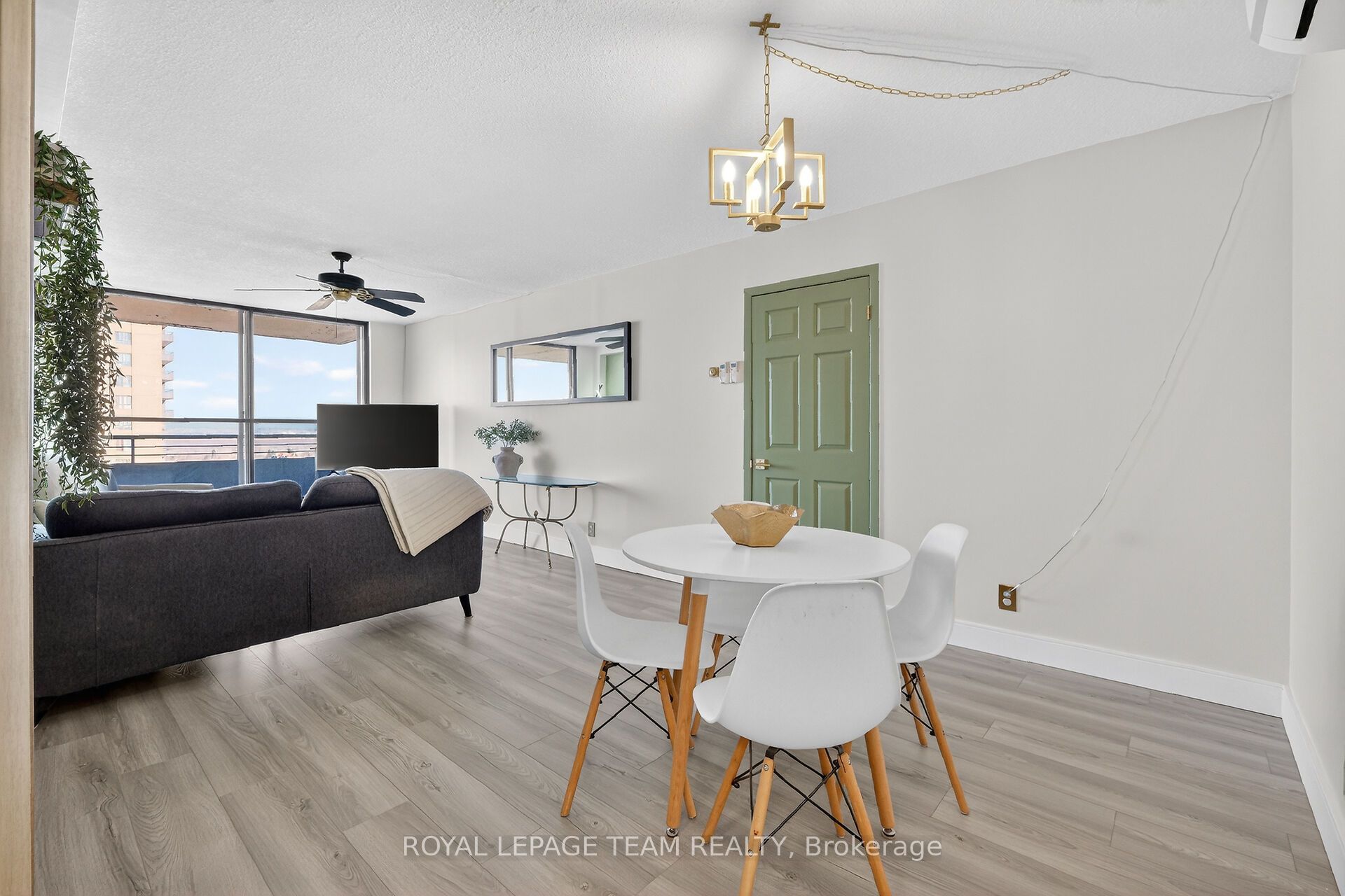 515 St Laurent Boulevard 1809 Property Photo 29