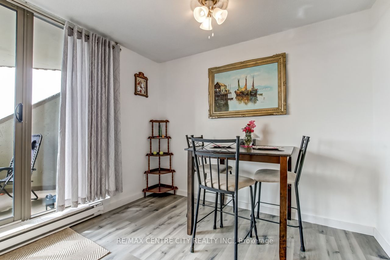 1103 Jalna Boulevard 606 Property Photo 7