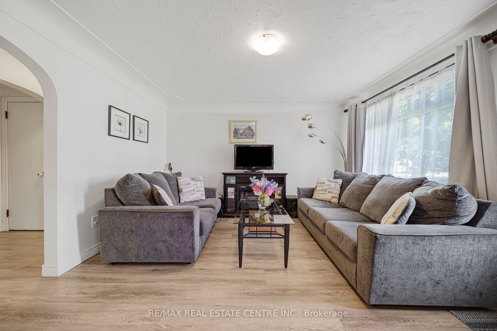24 Park Street Property Photo 2