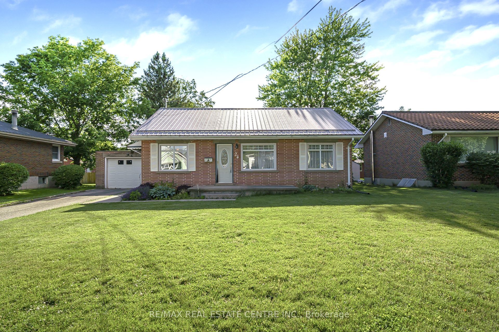 24 Park Street Property Photo 4