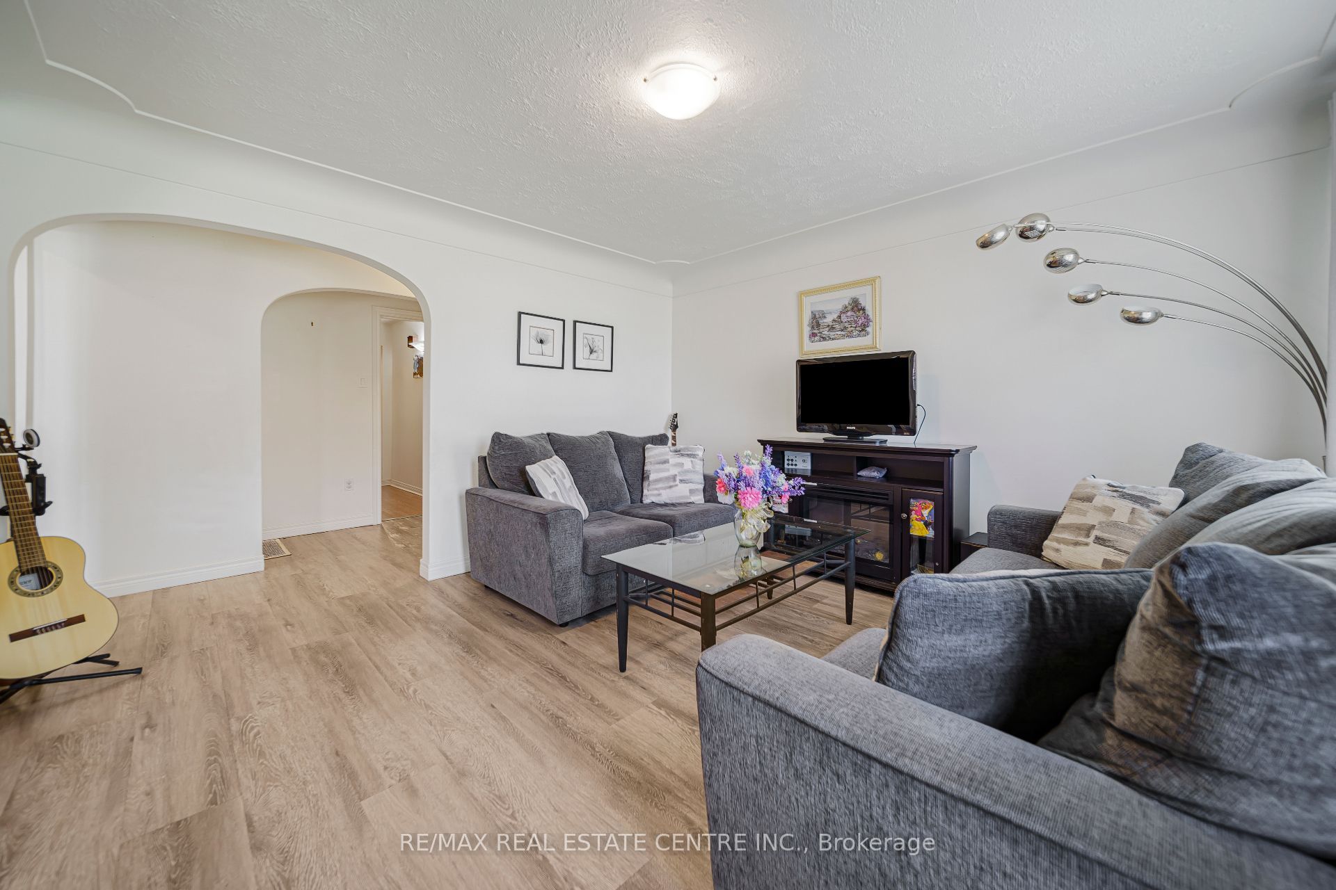 24 Park Street Property Photo 8
