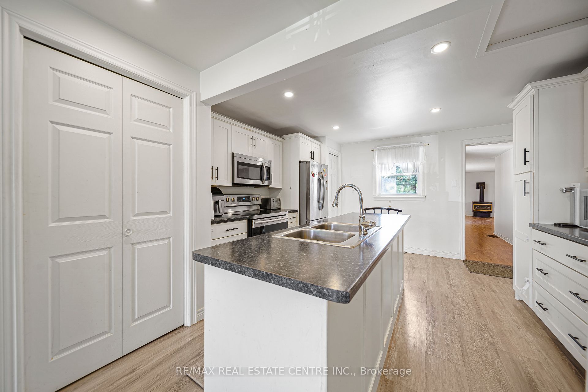24 Park Street Property Photo 11