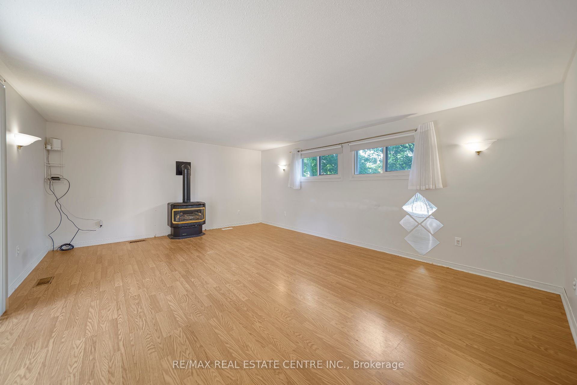 24 Park Street Property Photo 16