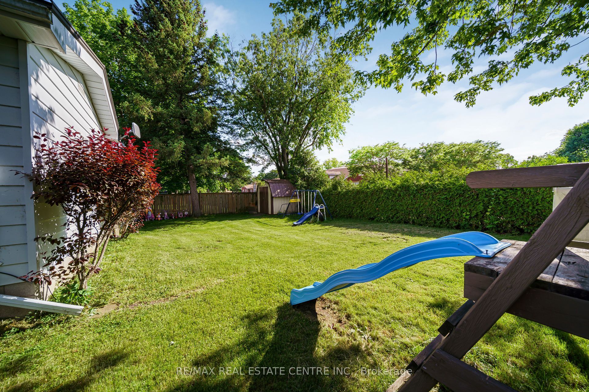24 Park Street Property Photo 40