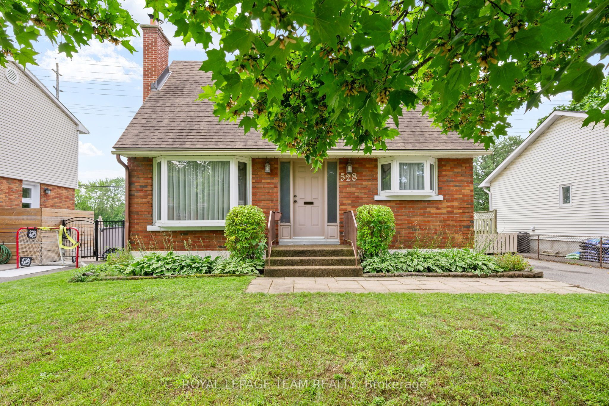 528 Browning Avenue Property Photo 1