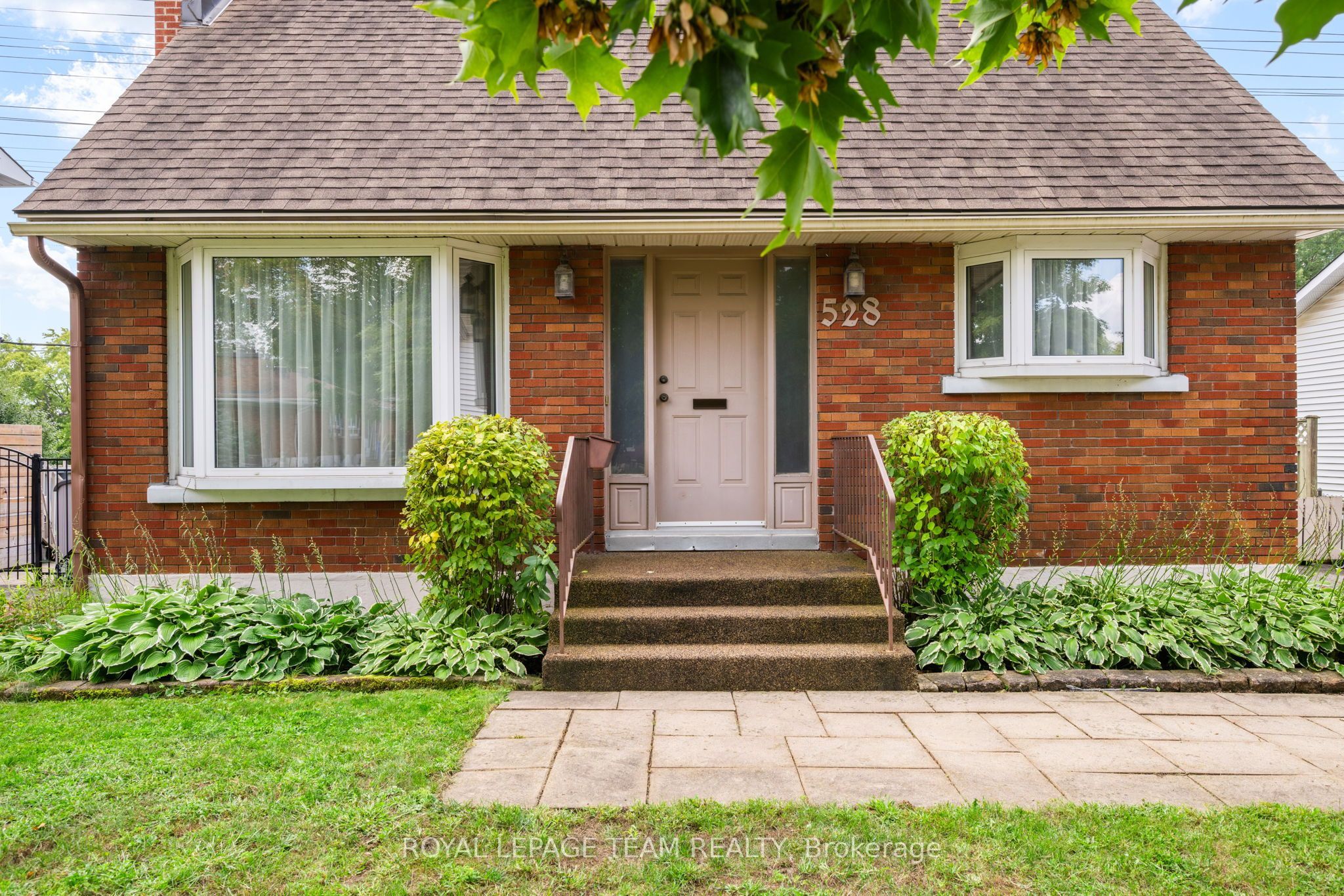 528 Browning Avenue Property Photo 4