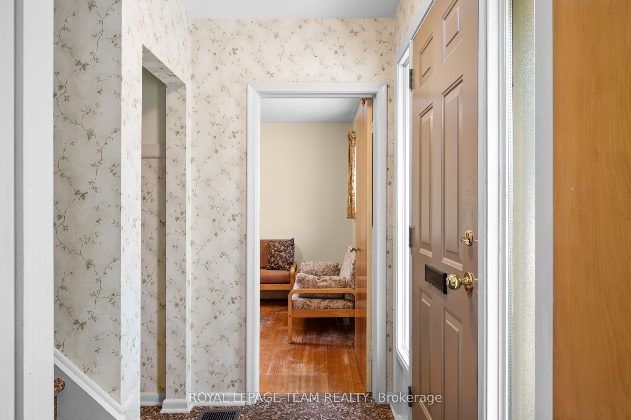 528 Browning Avenue Property Photo 6
