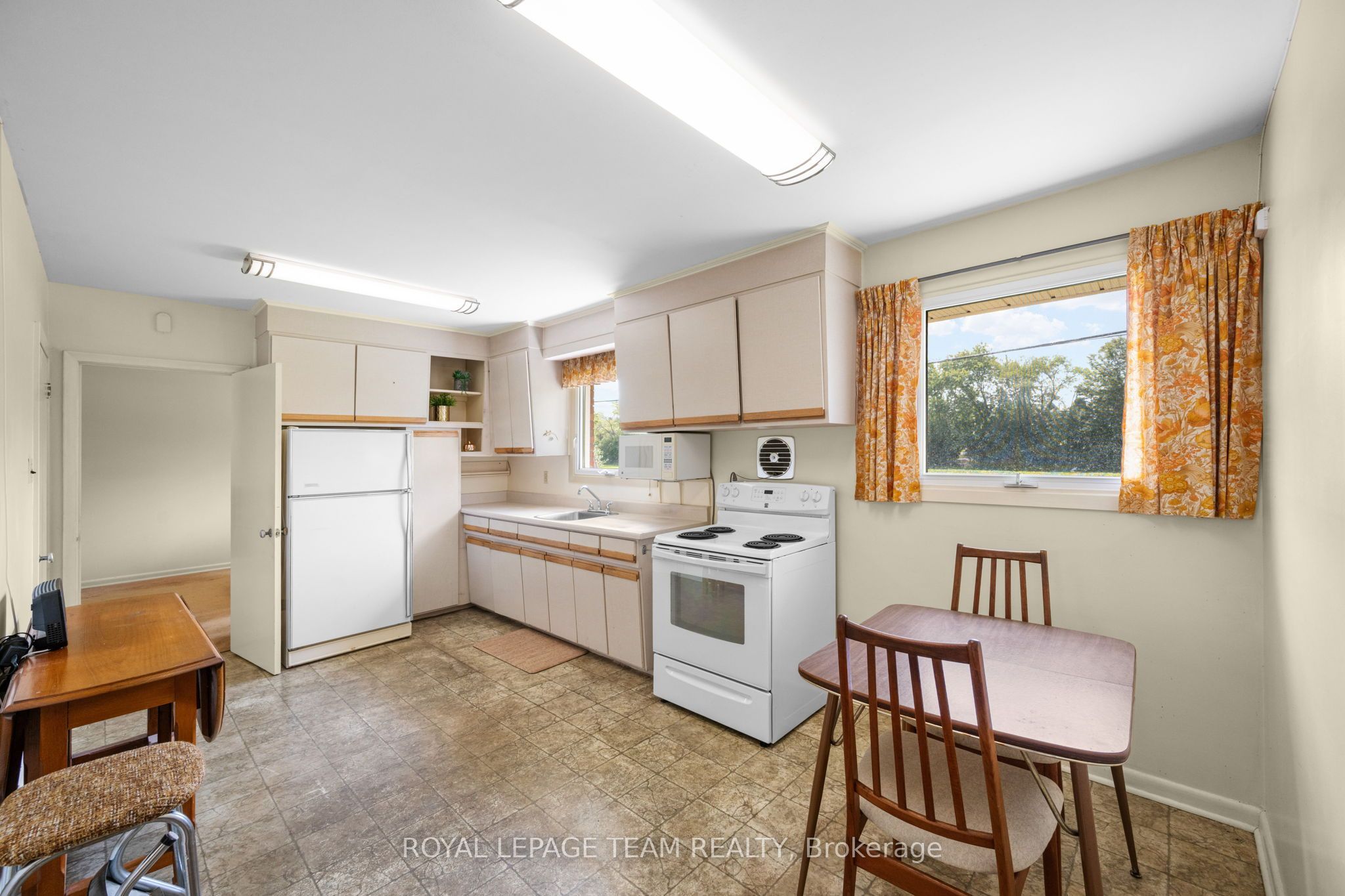 528 Browning Avenue Property Photo 16