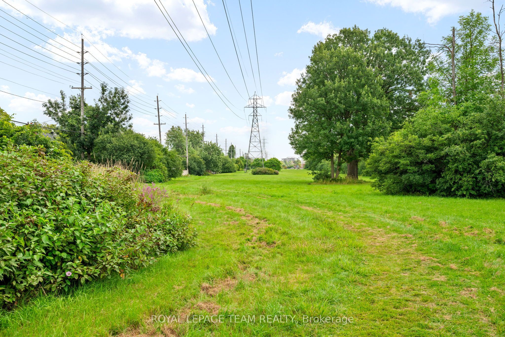 528 Browning Avenue Property Photo 35