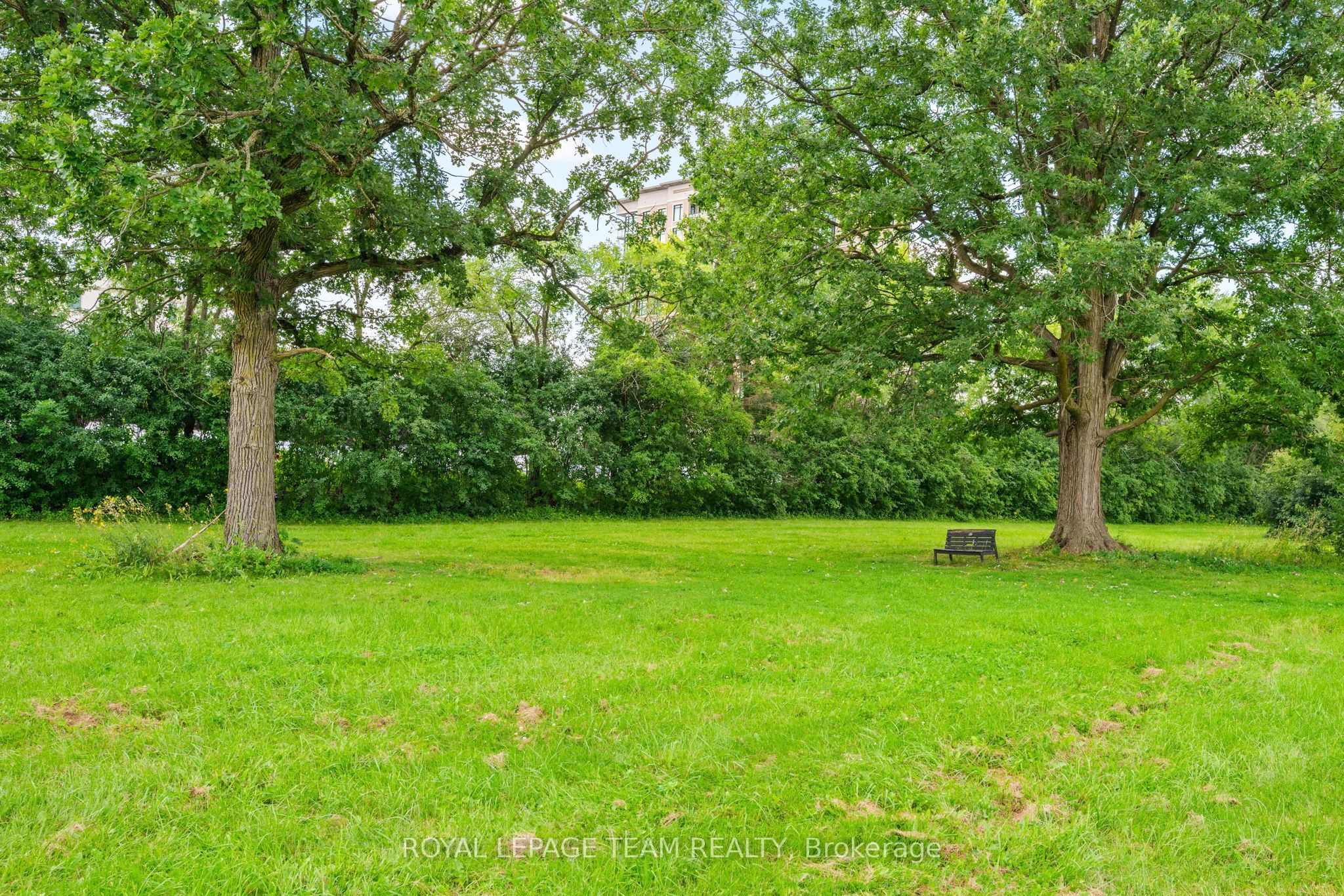 528 Browning Avenue Property Photo 37