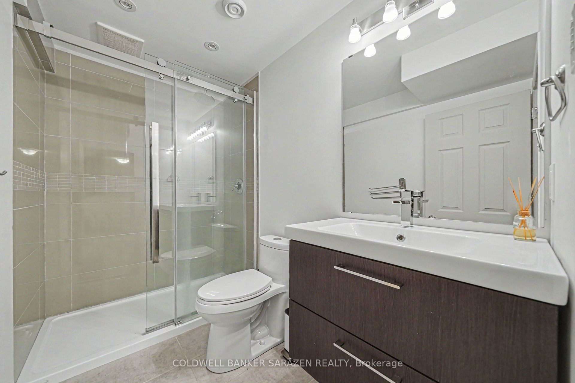 229 Vision Street Property Photo 26