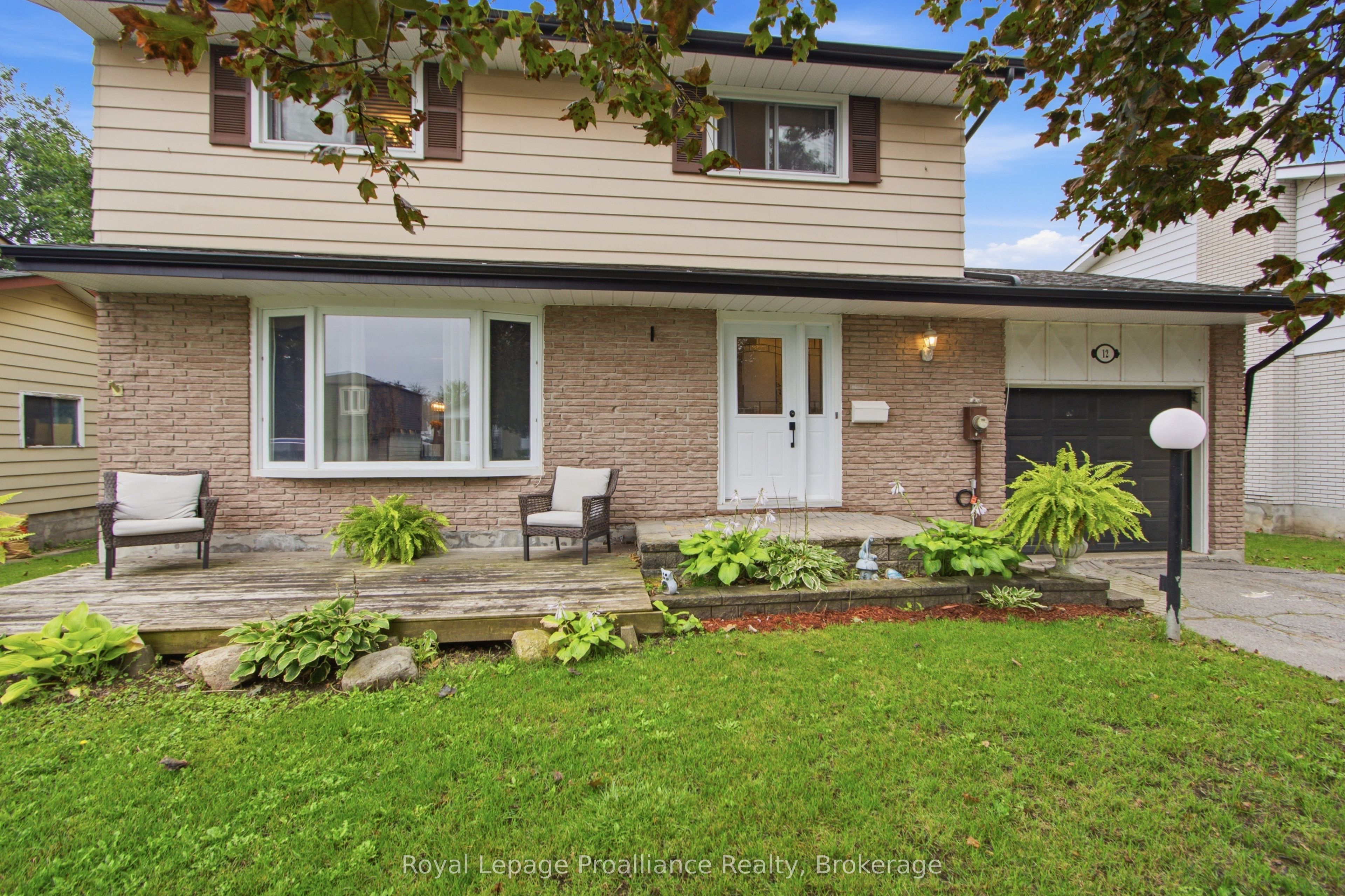 12 O'neil Crescent Property Photo 5