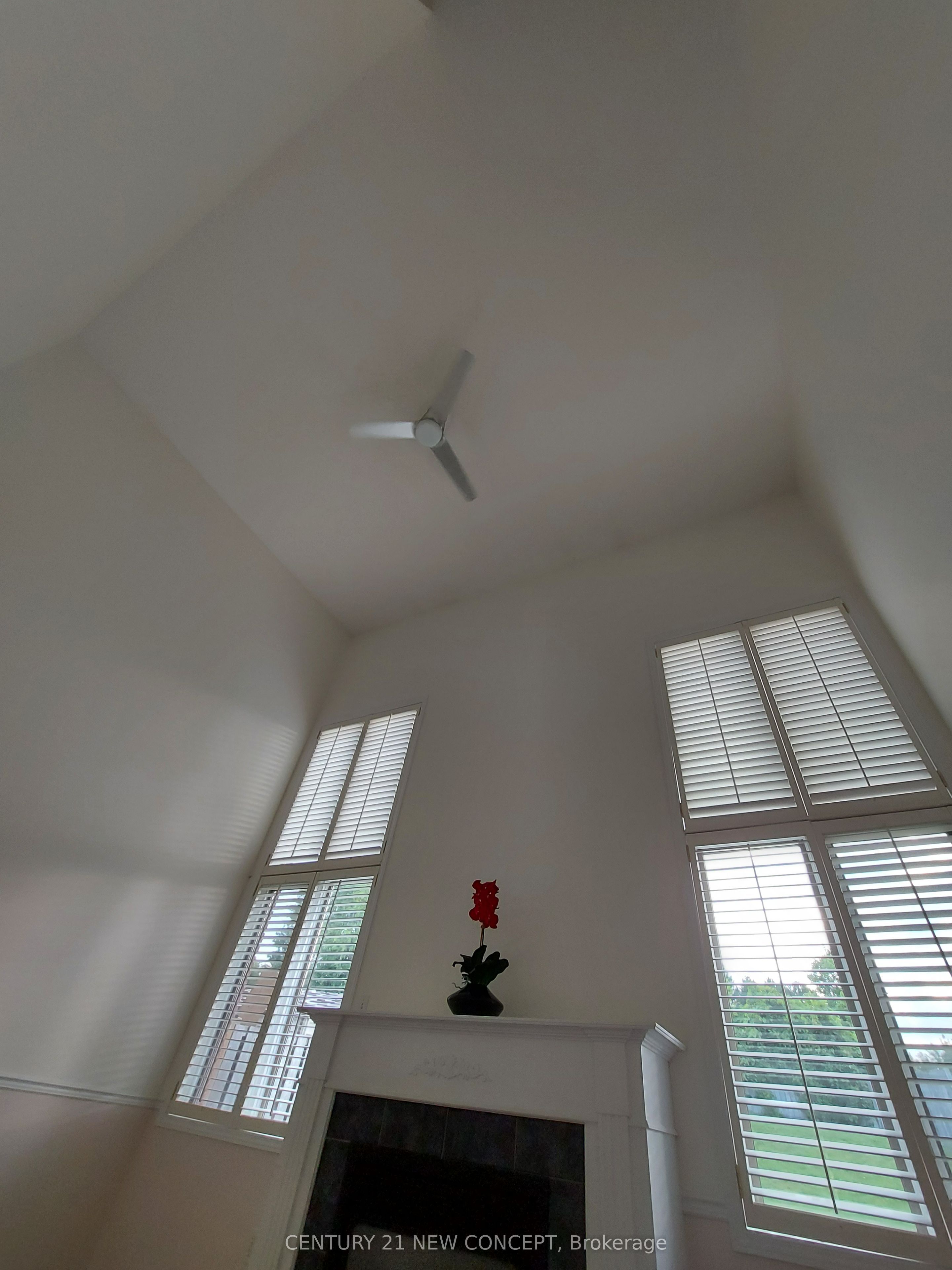 70 Cabriolet Crescent Property Photo 5
