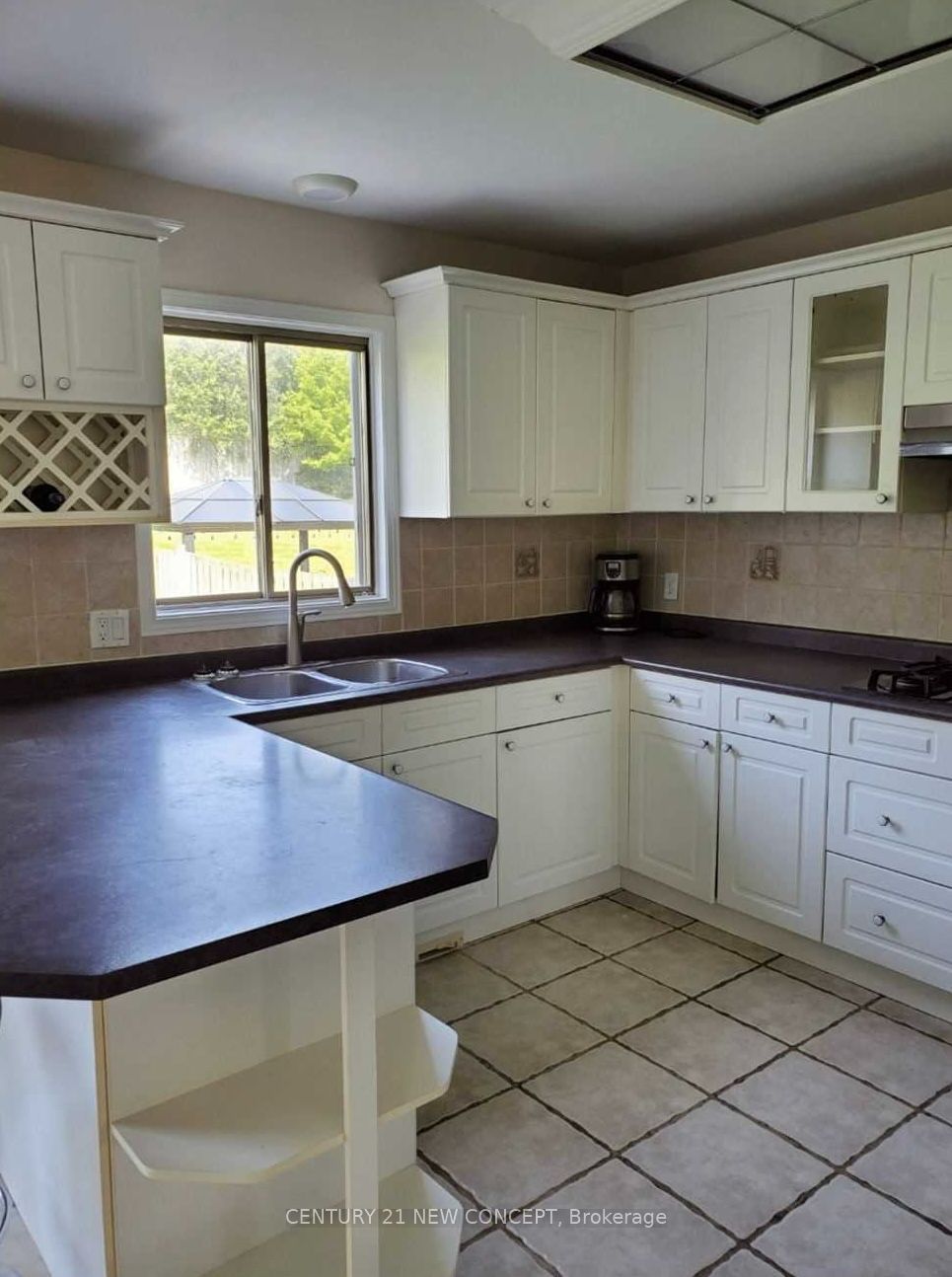 70 Cabriolet Crescent Property Photo 6