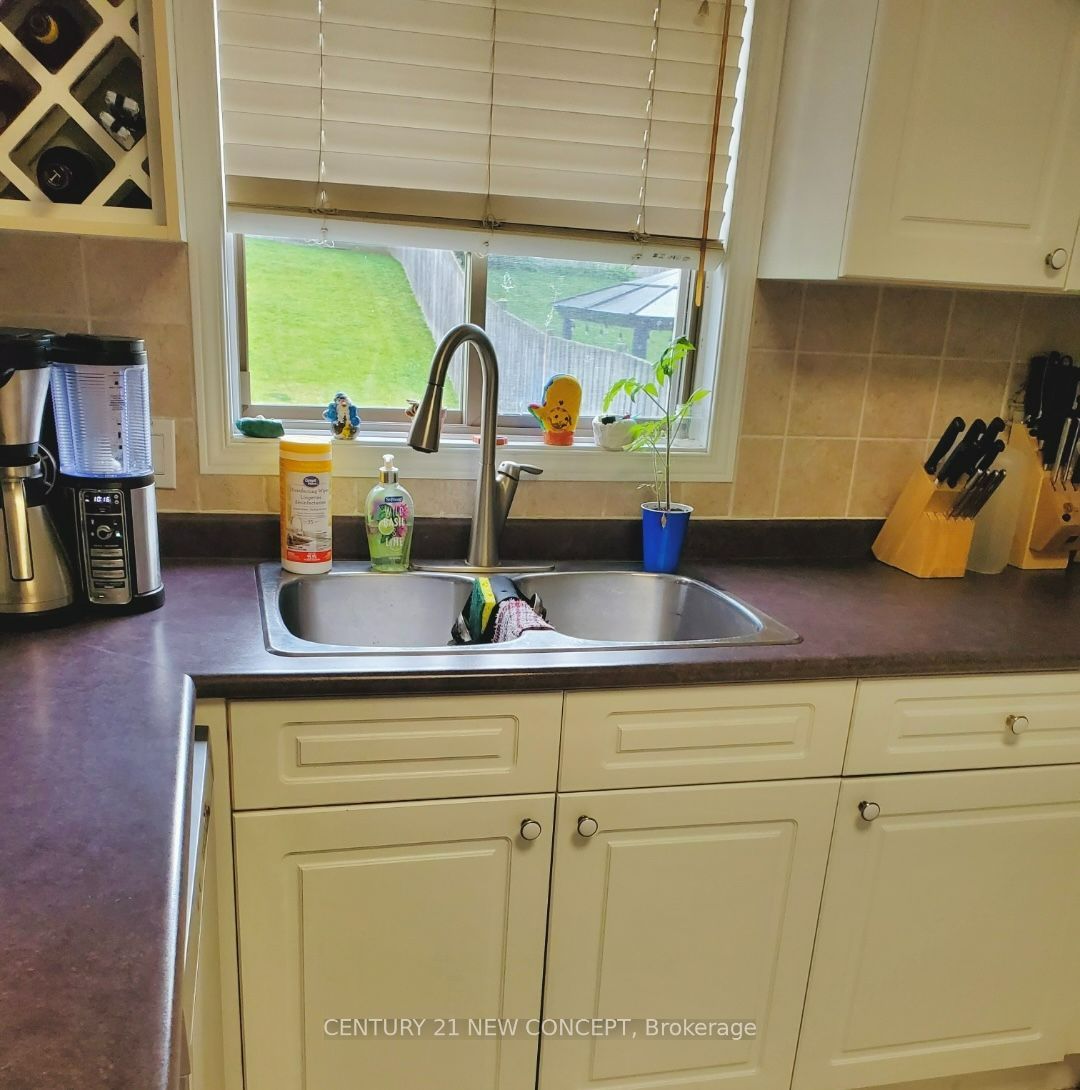 70 Cabriolet Crescent Property Photo 8