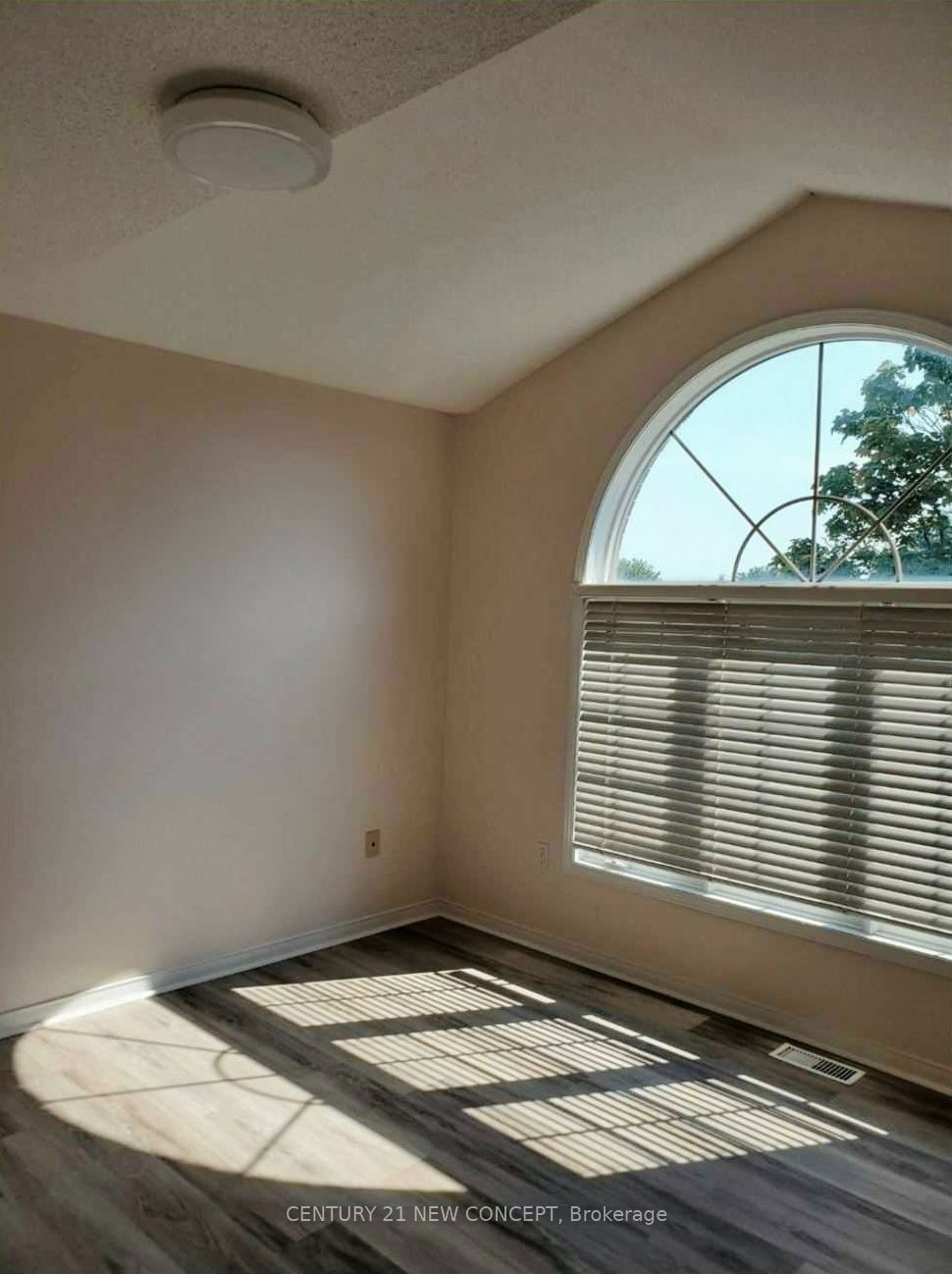 70 Cabriolet Crescent Property Photo 14