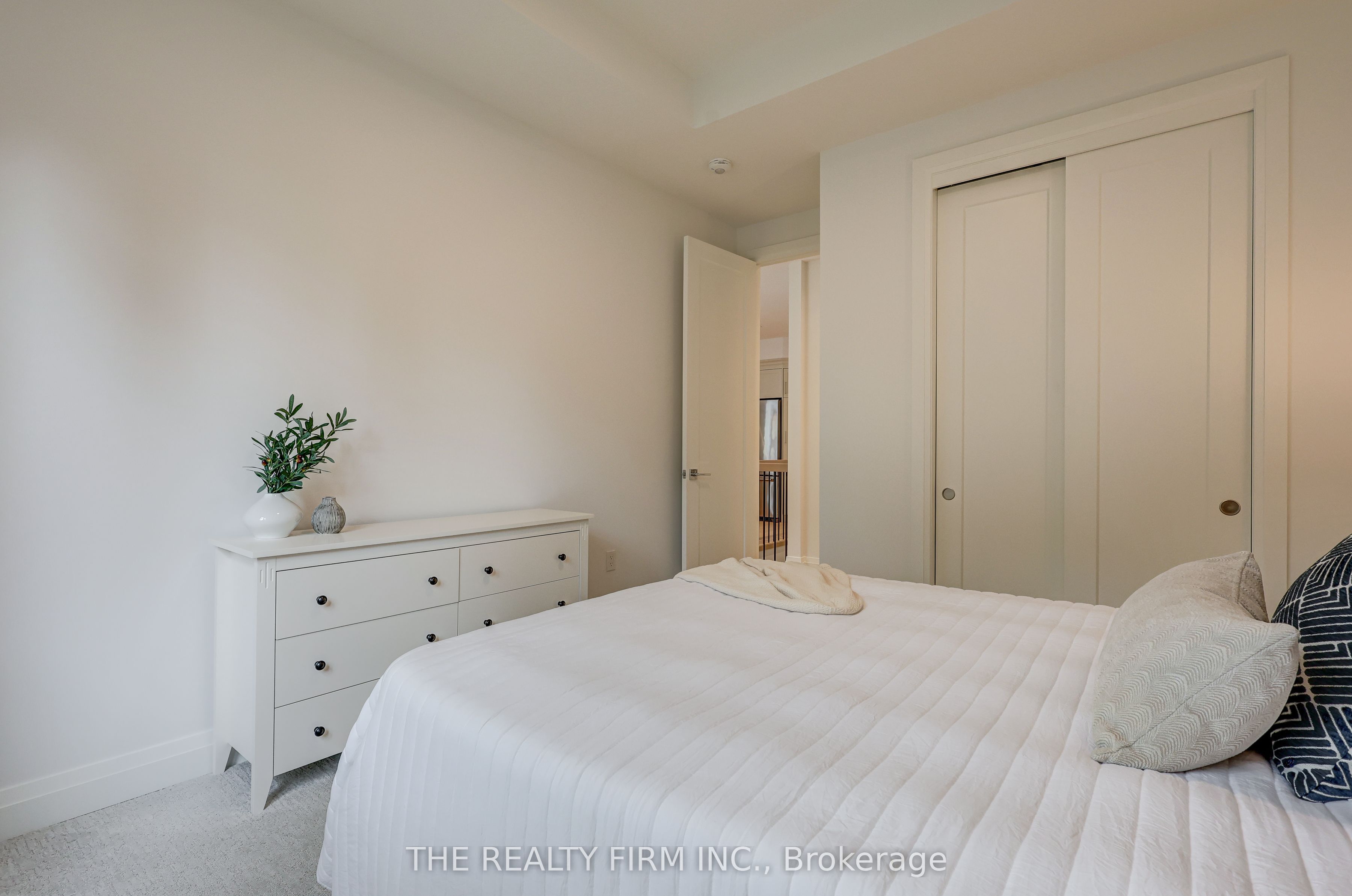 85 Forest Street 18 Property Photo 28