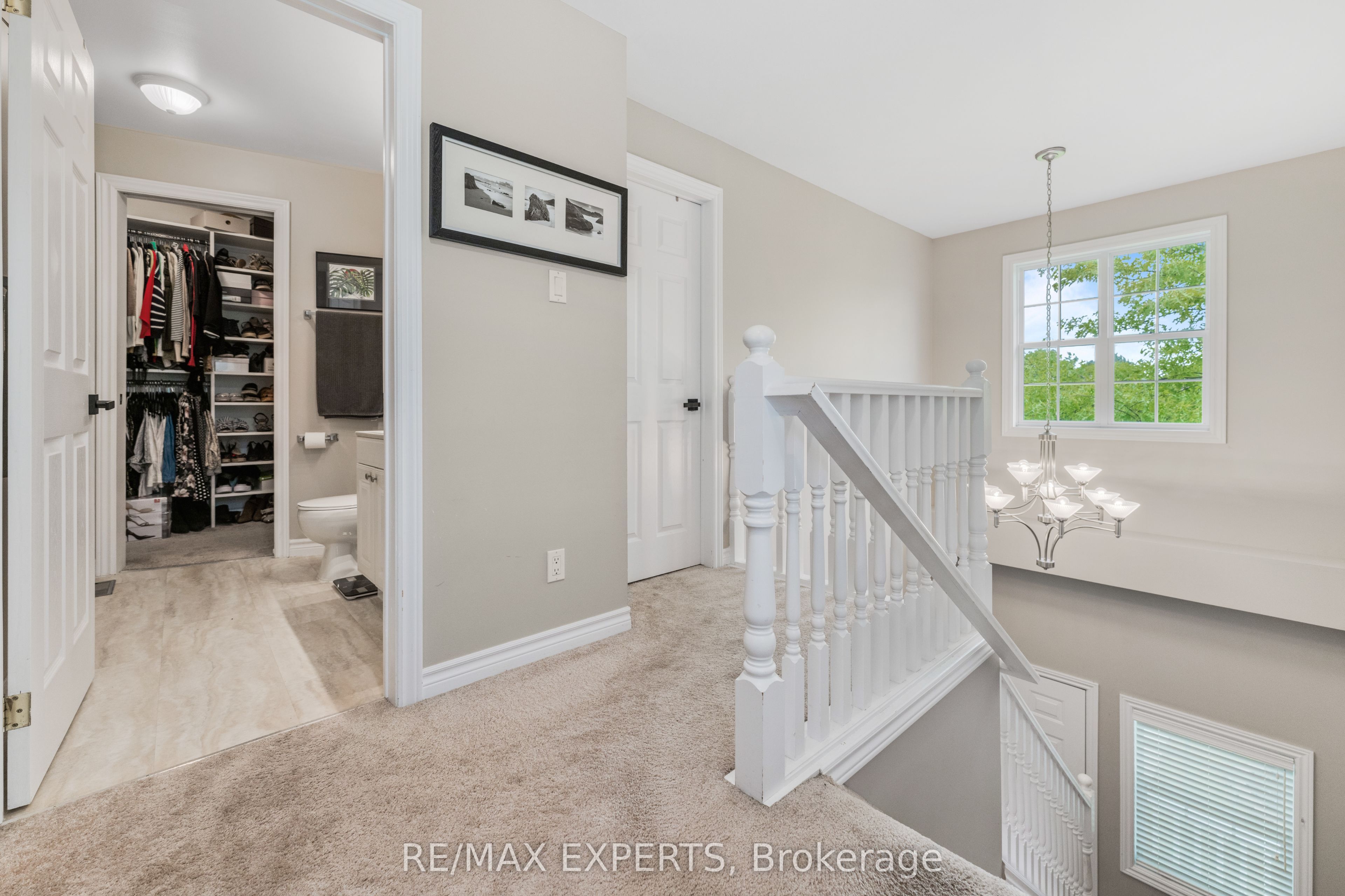 608 Simcoe Street 19 Property Photo 13