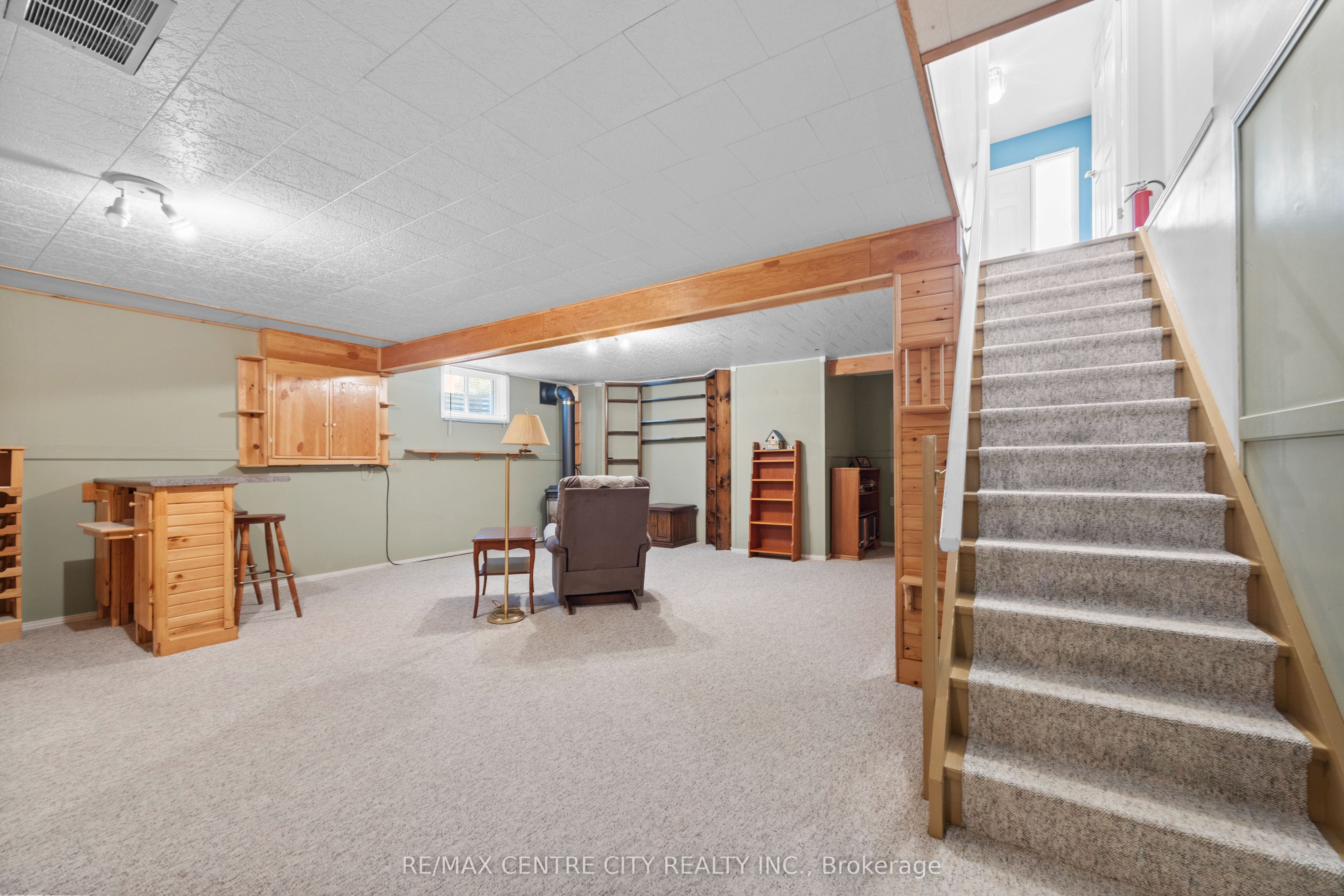 33 Ilderbrook Circle Property Photo 21