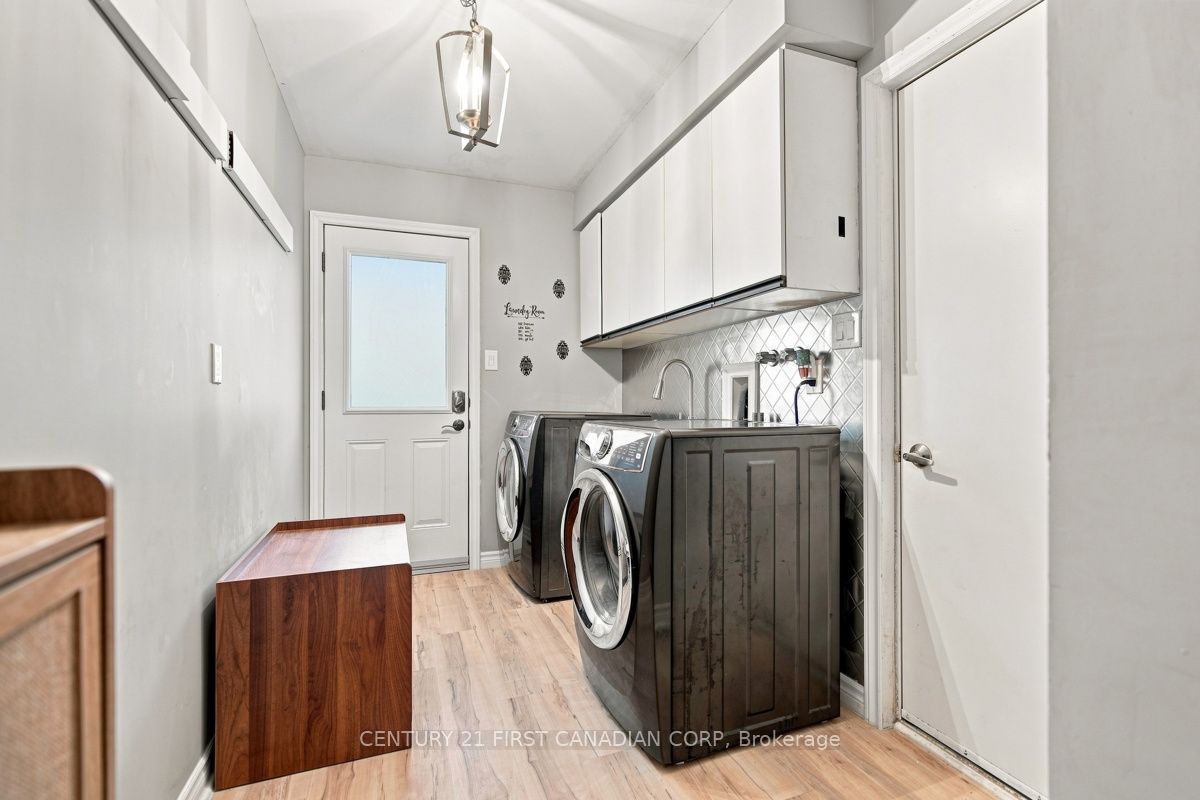 199 Somerset Crescent Property Photo 26