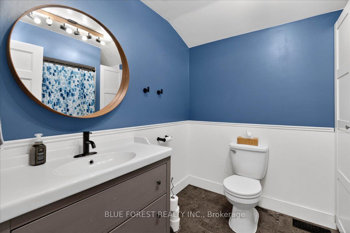 148 Main Street Property Photo 17