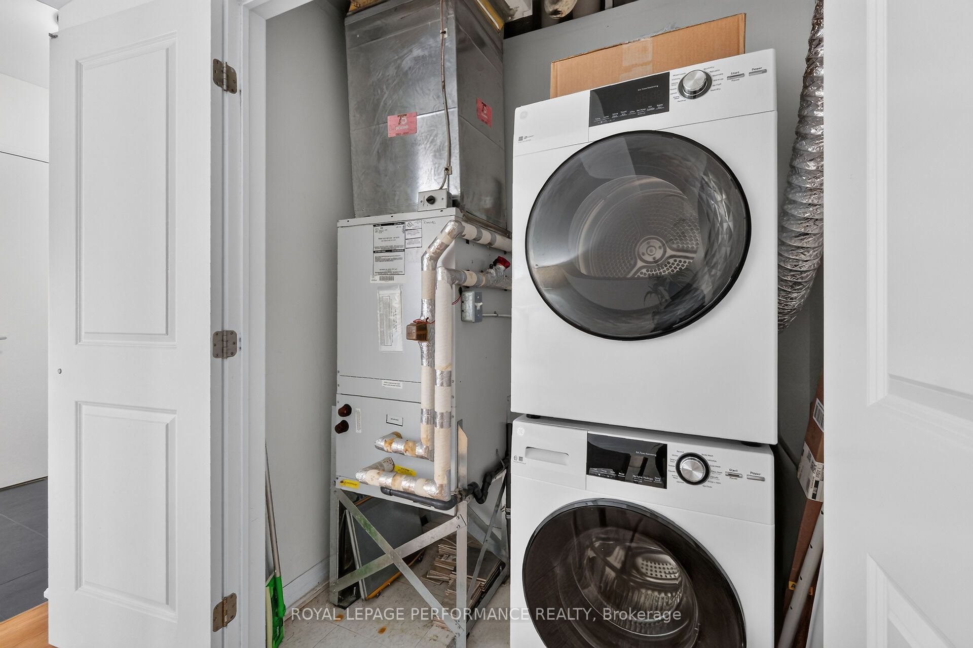 90 Landry Street 1606 Property Photo 29