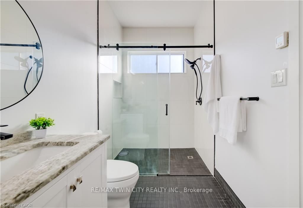 149 Woolwich Street Property Photo 29