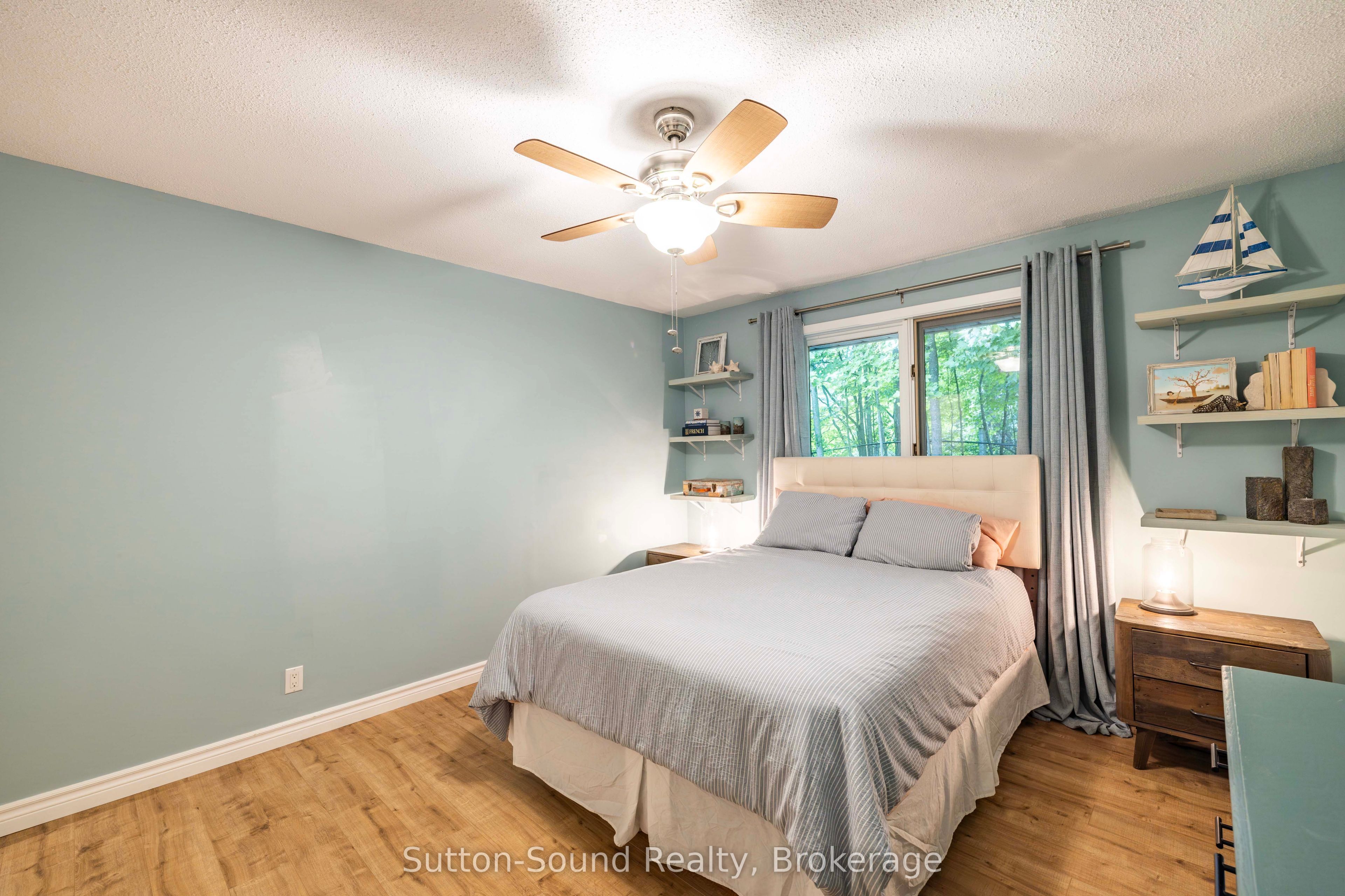 4 Maplewood Drive Property Photo 17