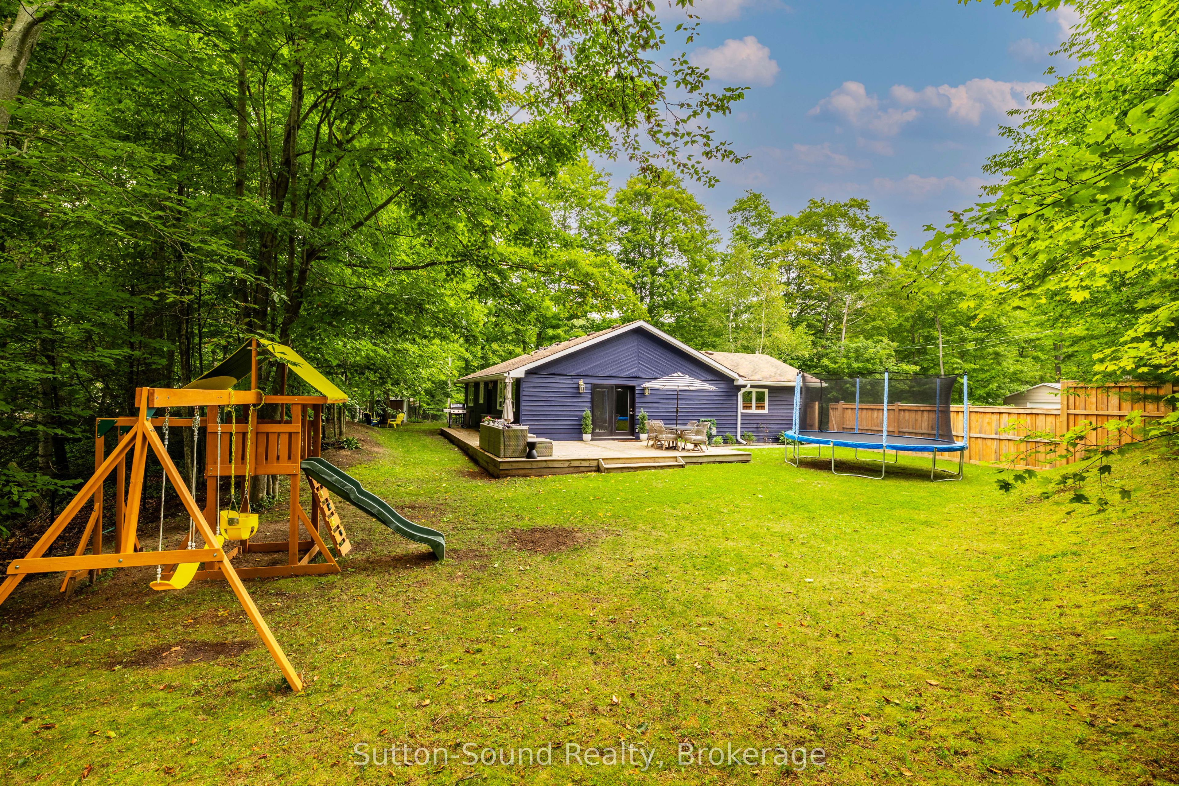4 Maplewood Drive Property Photo 33