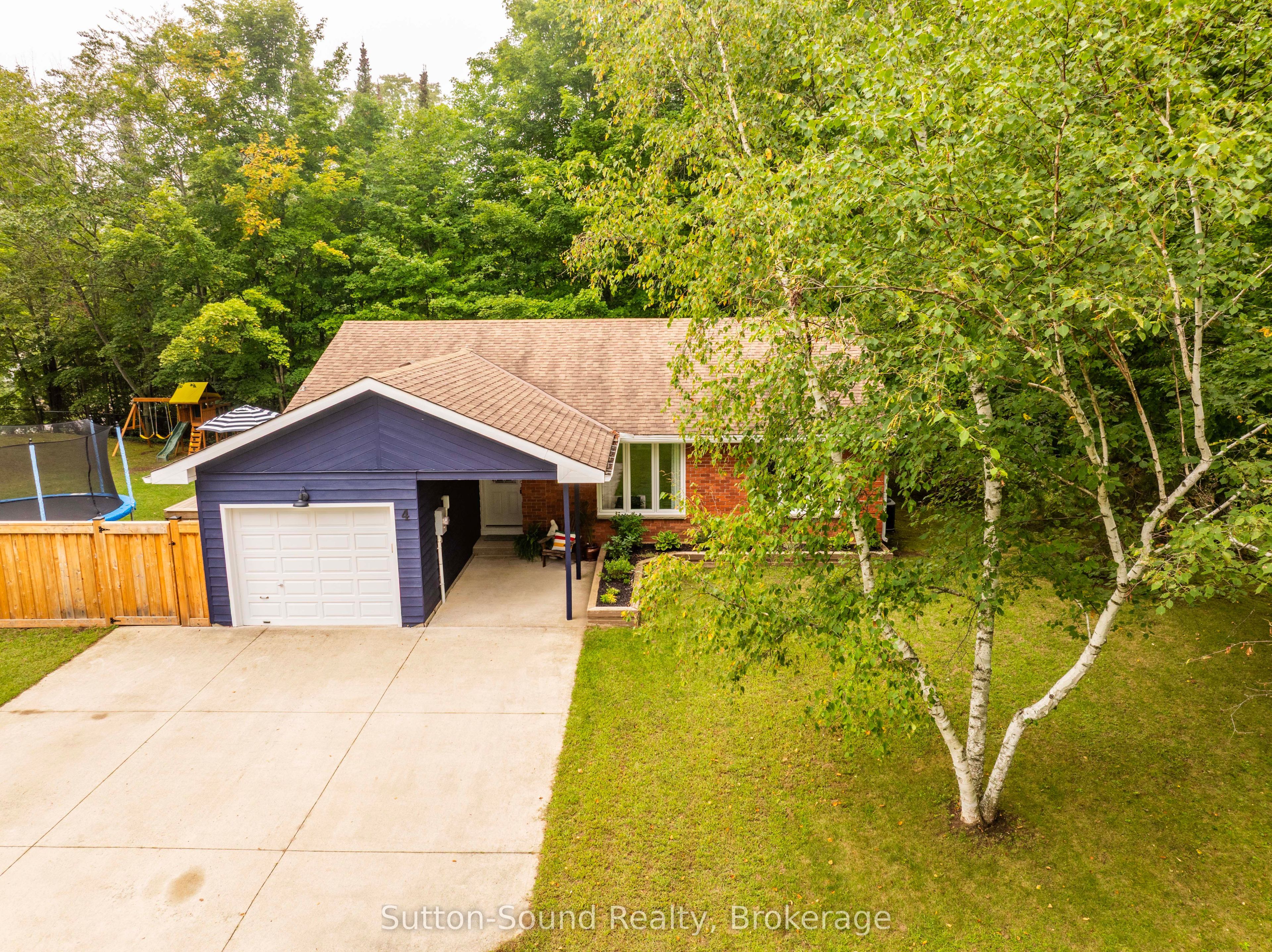 4 Maplewood Drive Property Photo 34