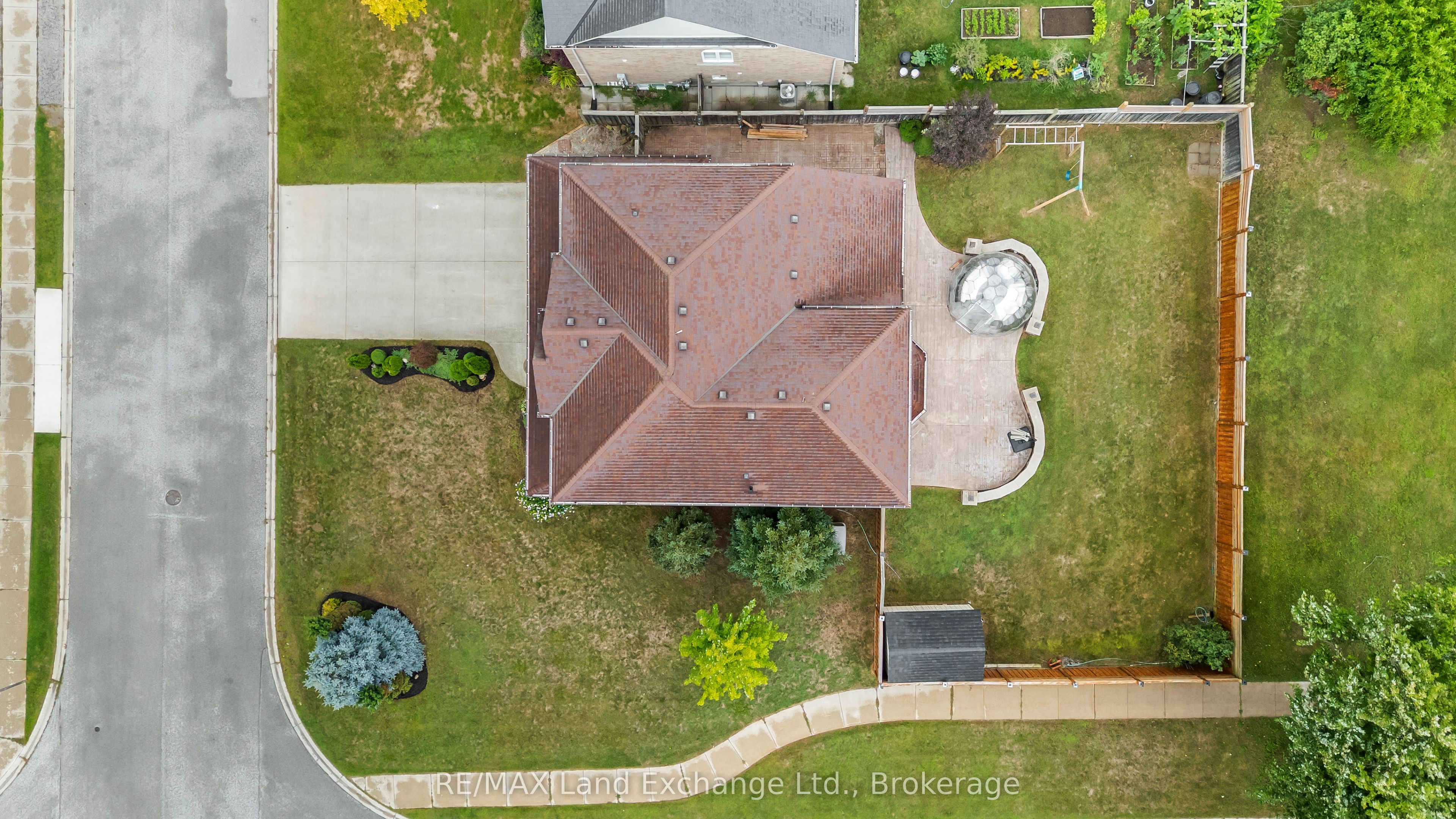 849 Sumpton Street Property Photo 7
