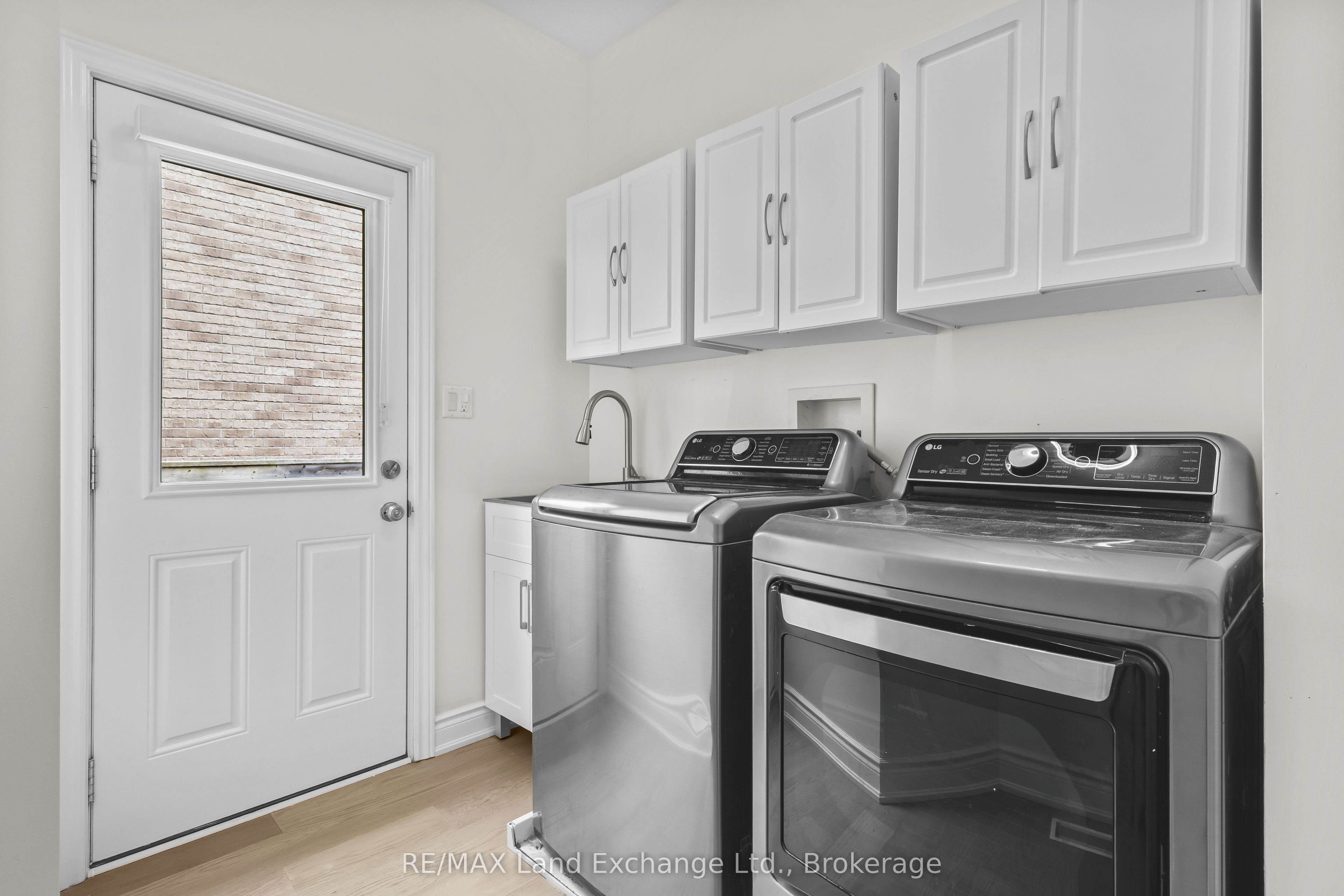 849 Sumpton Street Property Photo 20