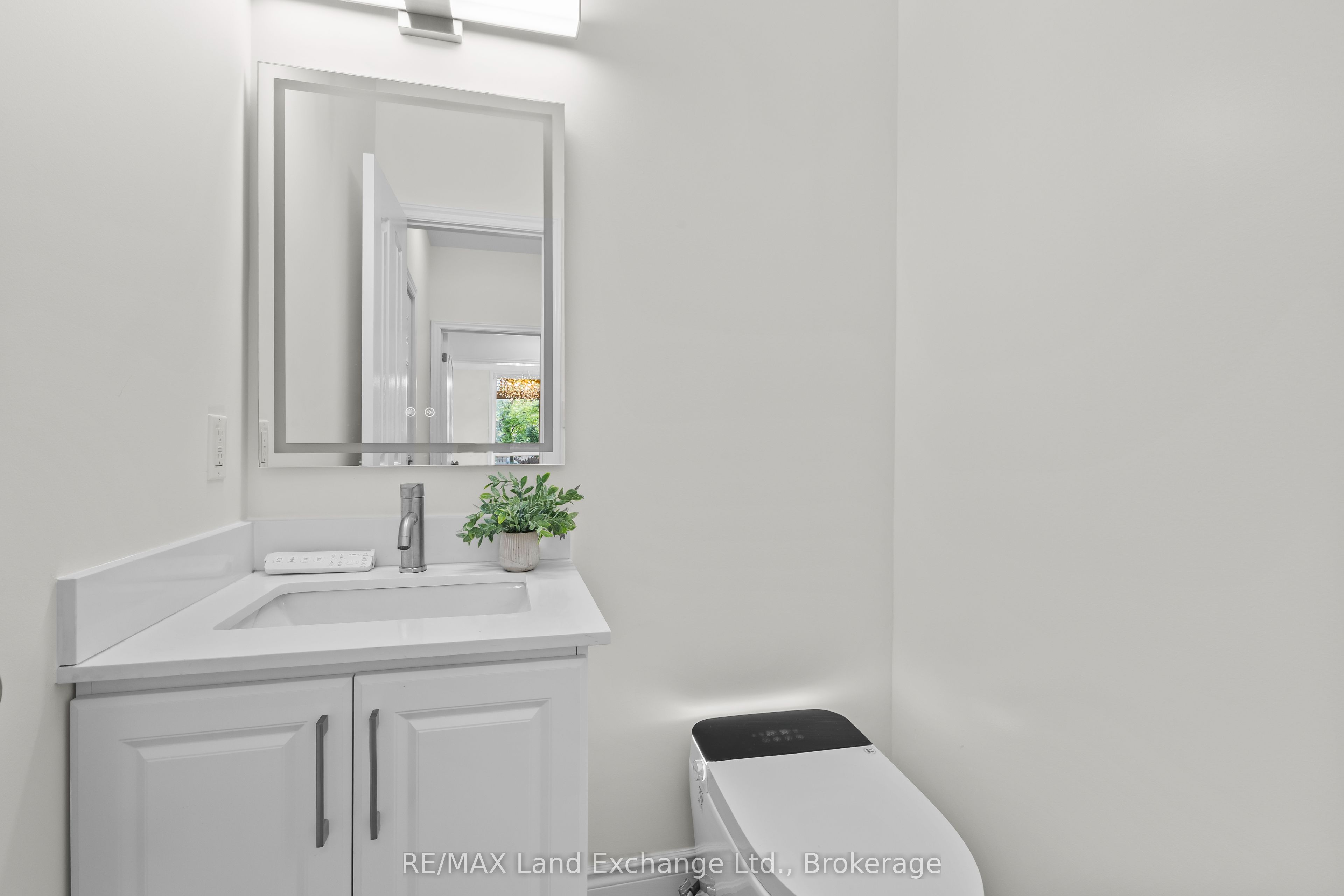 849 Sumpton Street Property Photo 21