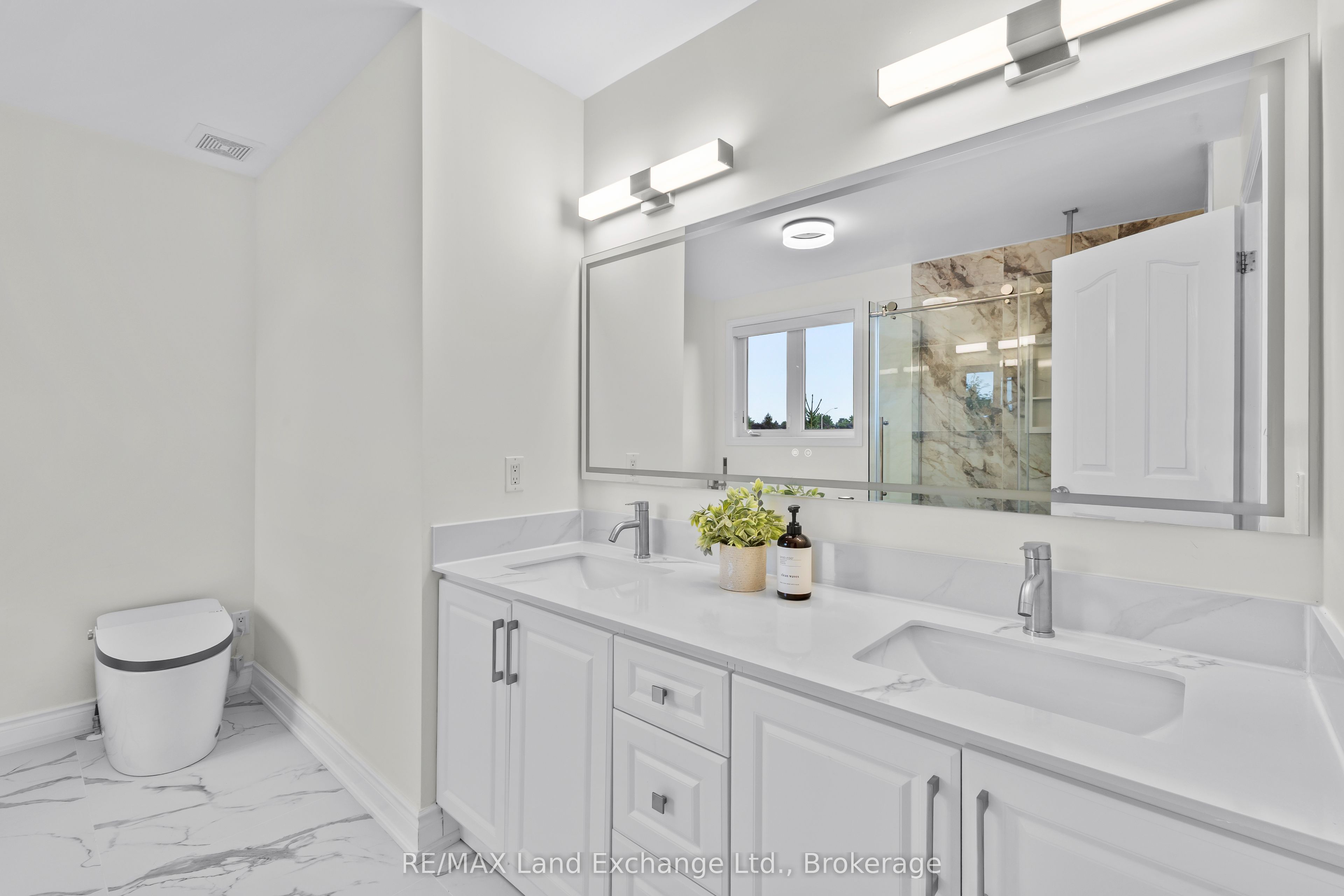 849 Sumpton Street Property Photo 25
