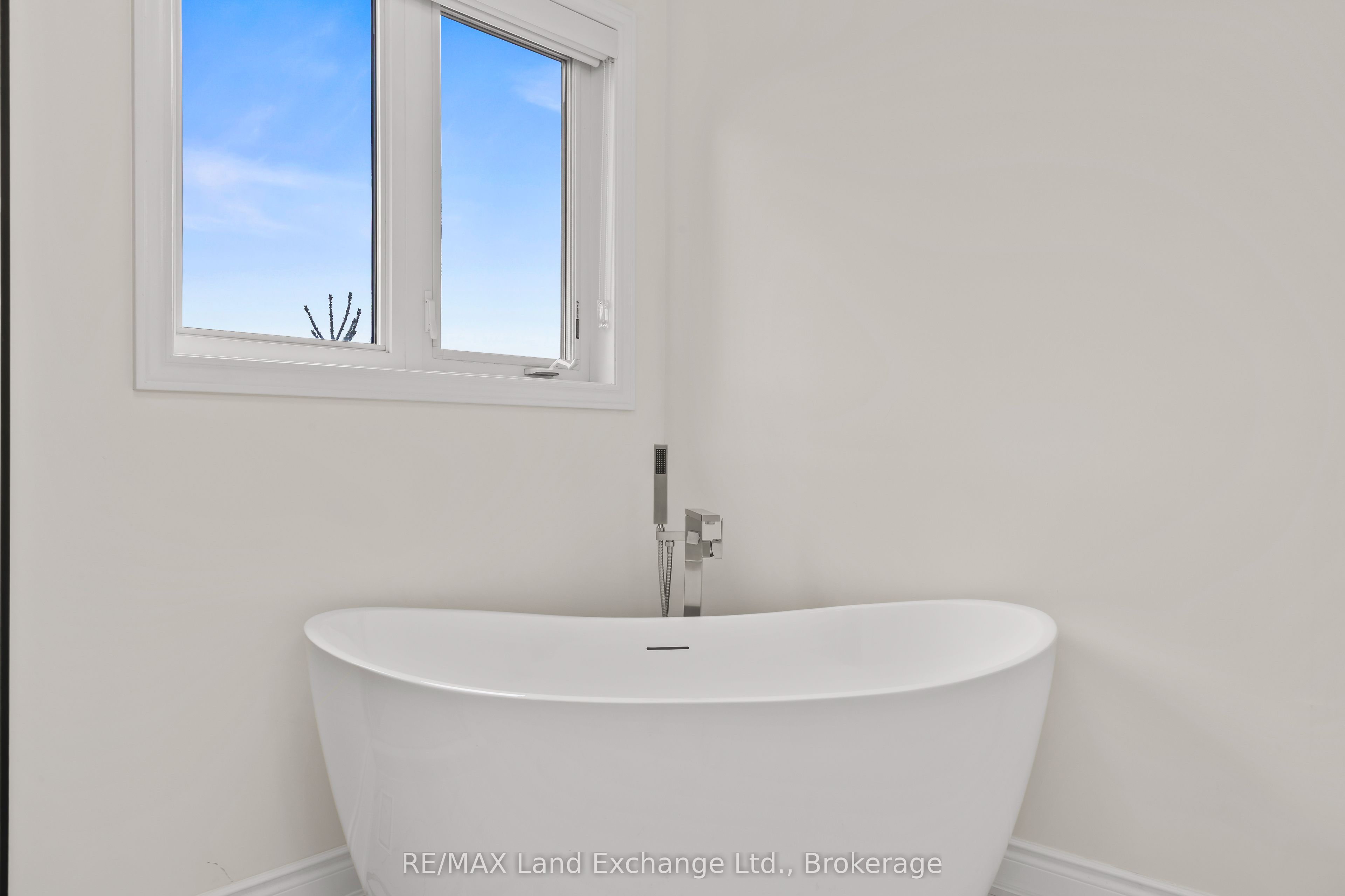 849 Sumpton Street Property Photo 26