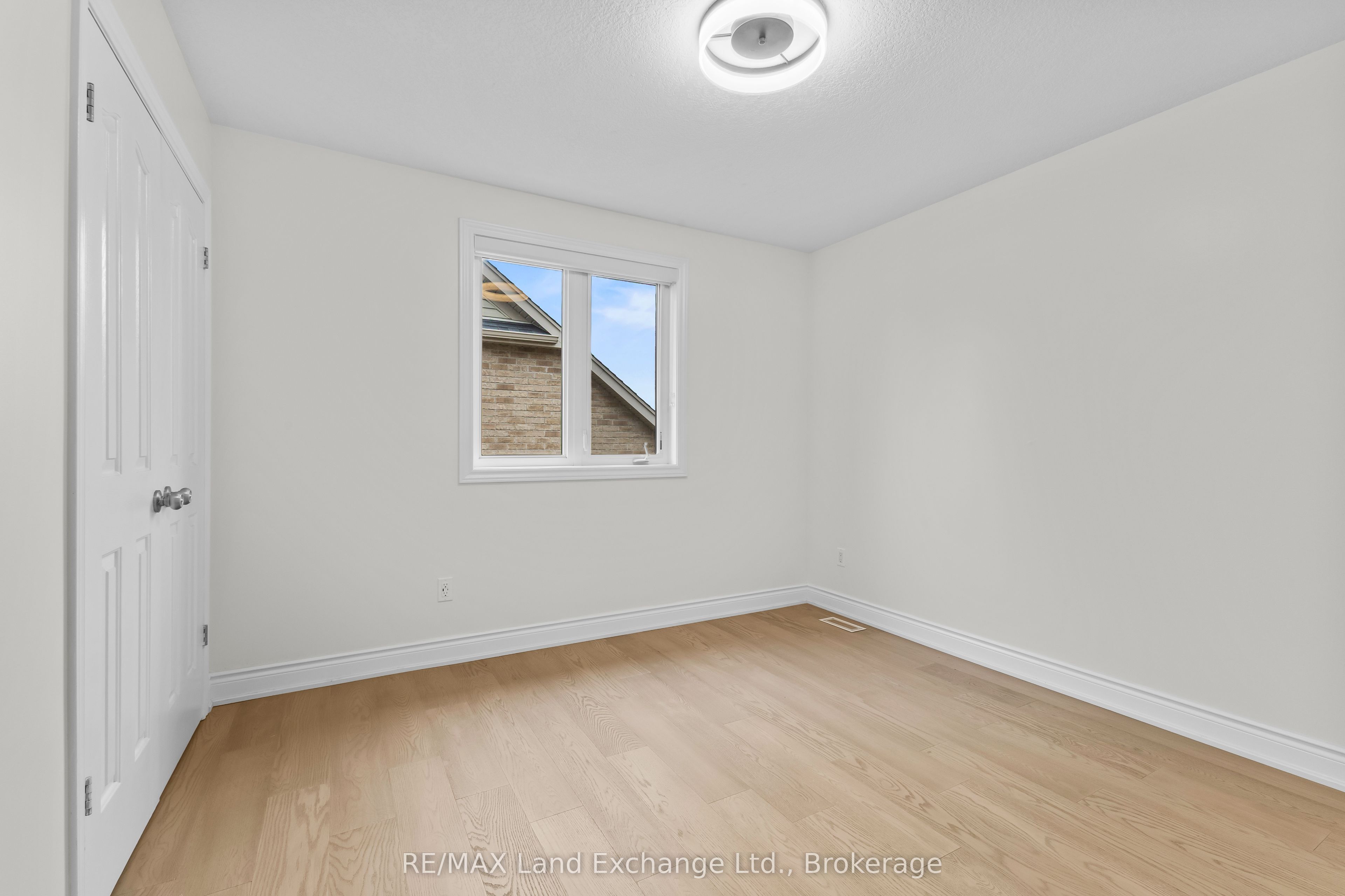 849 Sumpton Street Property Photo 29