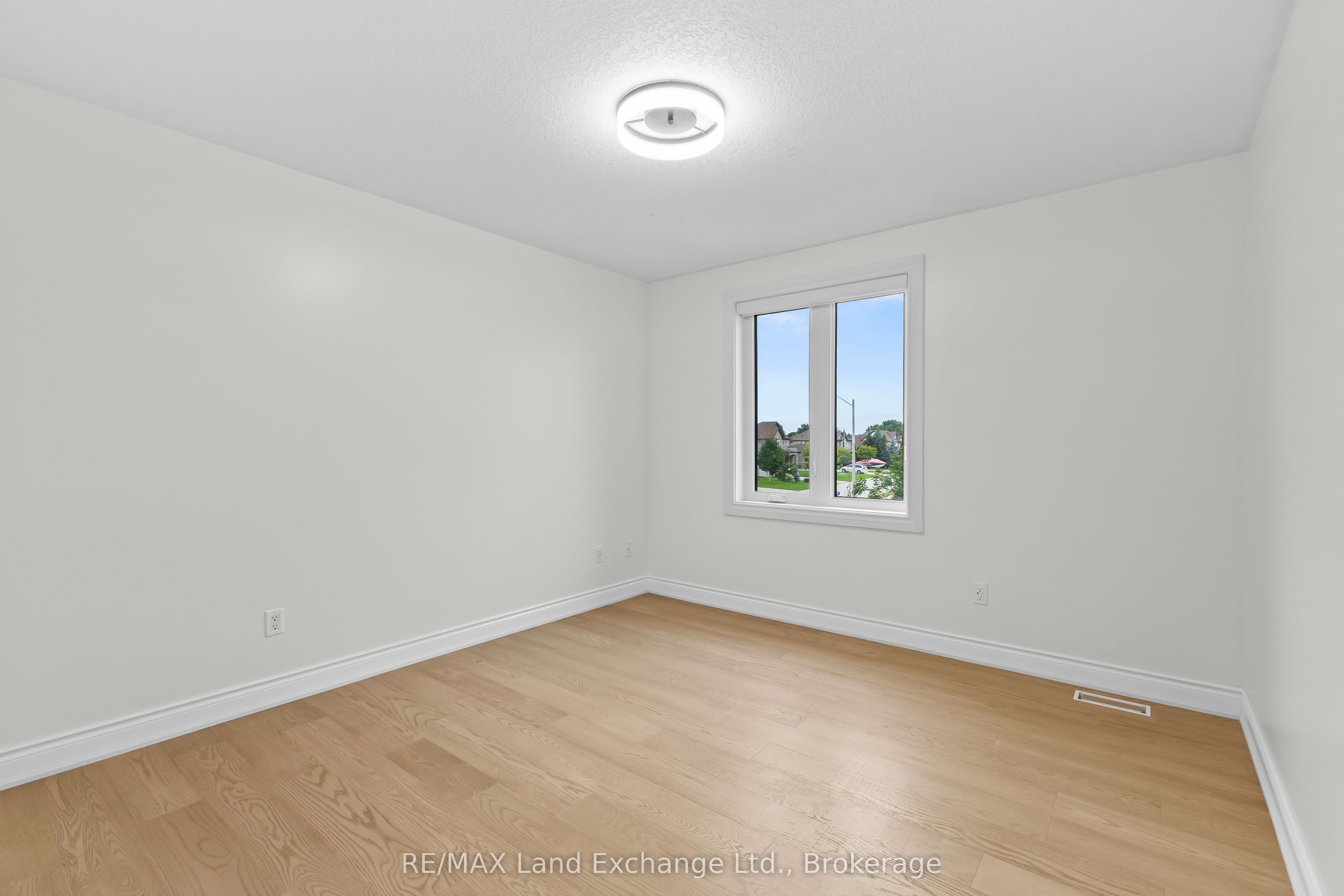 849 Sumpton Street Property Photo 31