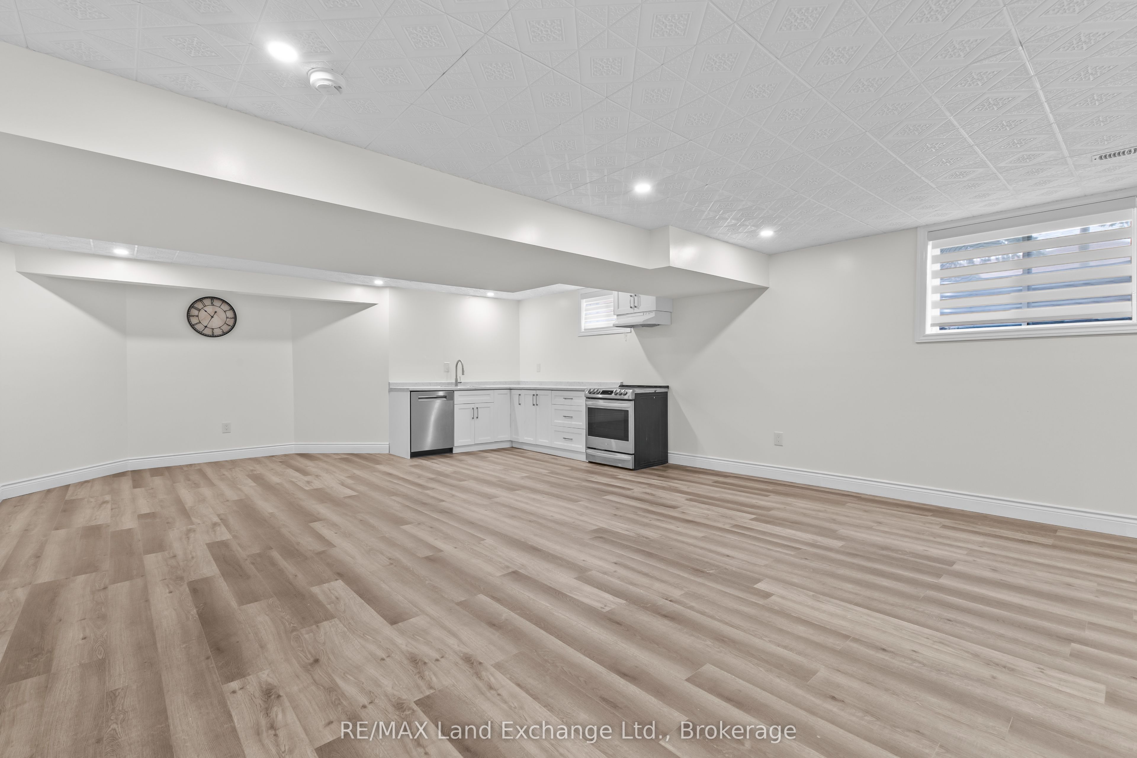 849 Sumpton Street Property Photo 35