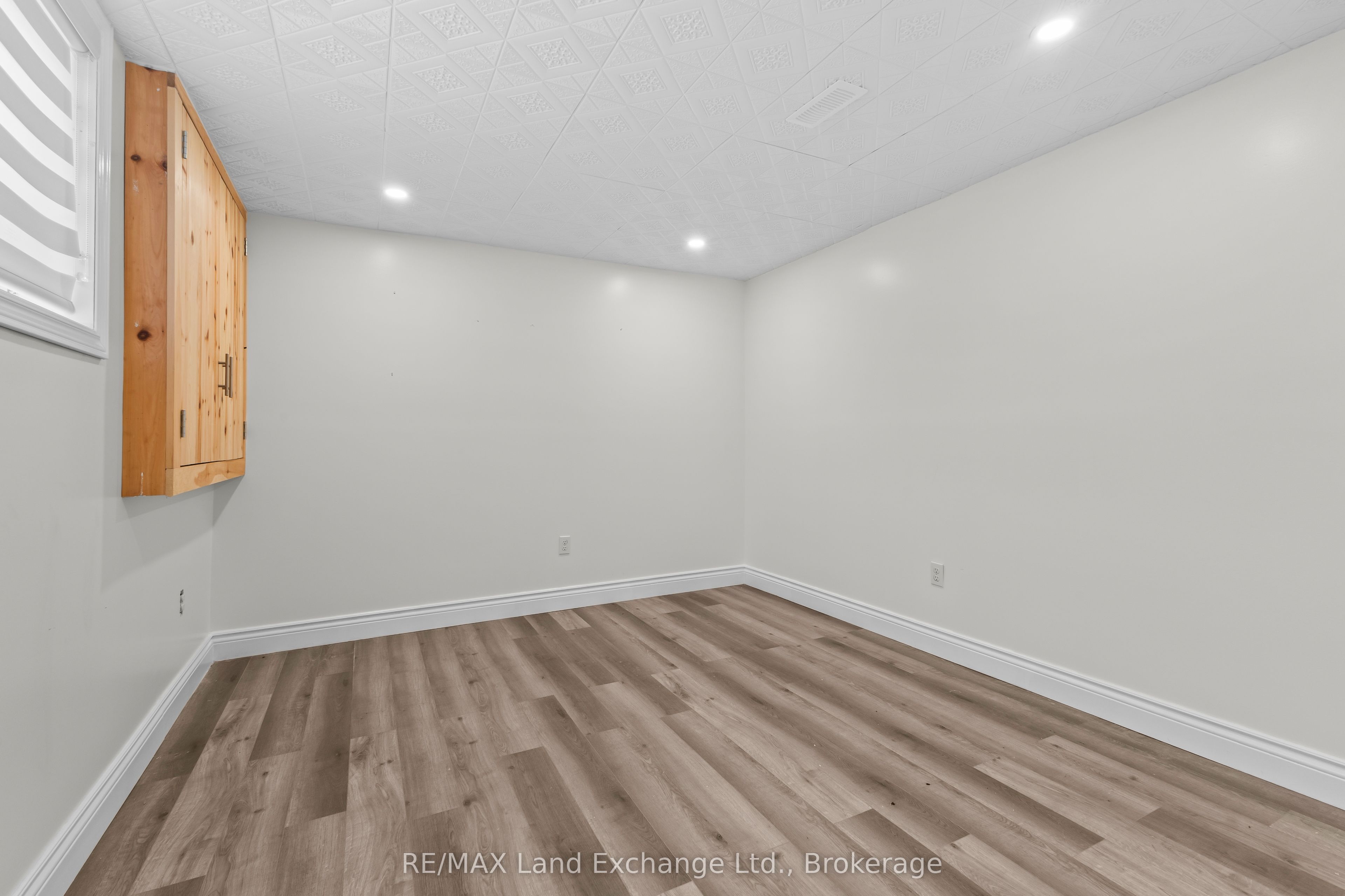 849 Sumpton Street Property Photo 38